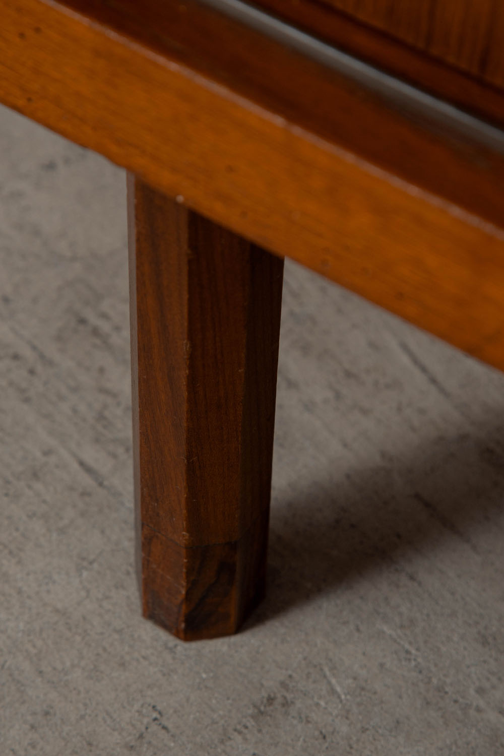 Sideboard,サイドボード,George Coslin,ジョージ・コスリン,3V Arredamenti,Italy,イタリア,清澄白河,Antique,Vintage,Interior Design,stoop,topso,アンティーク,ビンテージ,ヴィンテージ,家具,雑貨,インテリア,店舗什器,設計,インテリアデザイン,内装,什器,店舗設計,ギャラリー,デザイナーズ家具,ショールーム