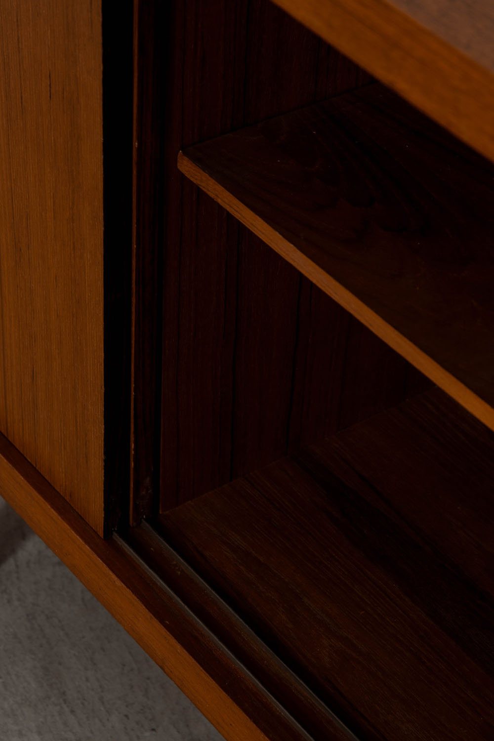 Sideboard,サイドボード,George Coslin,ジョージ・コスリン,3V Arredamenti,Italy,イタリア,清澄白河,Antique,Vintage,Interior Design,stoop,topso,アンティーク,ビンテージ,ヴィンテージ,家具,雑貨,インテリア,店舗什器,設計,インテリアデザイン,内装,什器,店舗設計,ギャラリー,デザイナーズ家具,ショールーム