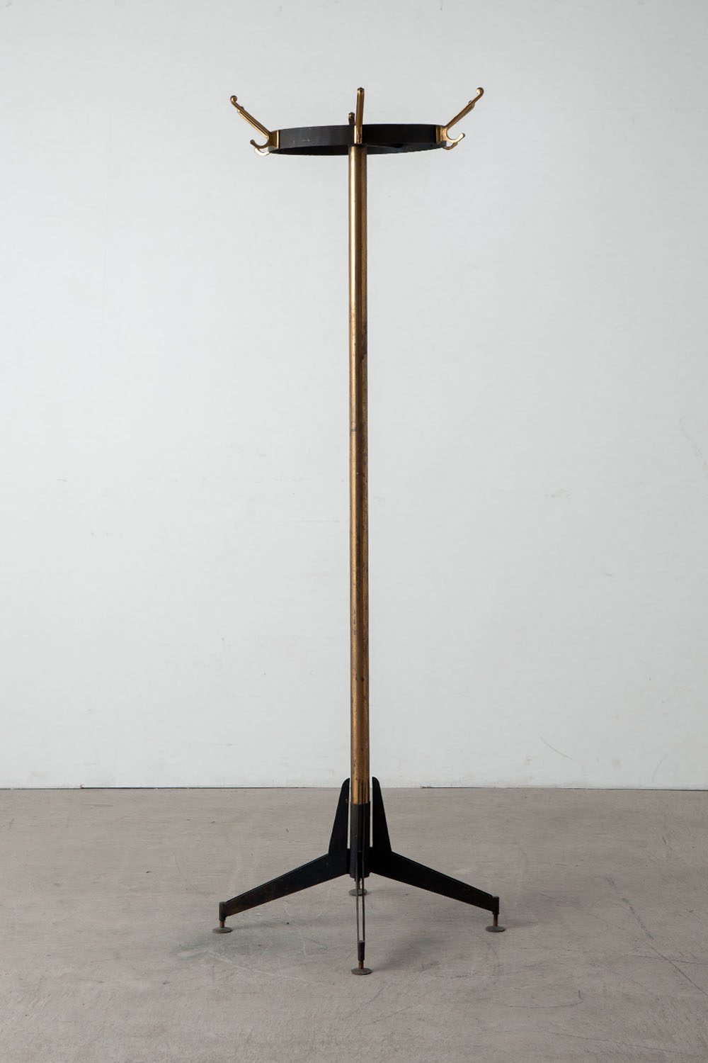 Coat Rack,コートラック,Italy,イタリア,清澄白河,Antique,Vintage,Interior Design,stoop,topso,アンティーク,ビンテージ,ヴィンテージ,家具,雑貨,インテリア,店舗什器,設計,インテリアデザイン,内装,什器,店舗設計,ギャラリー,デザイナーズ家具,ショールーム