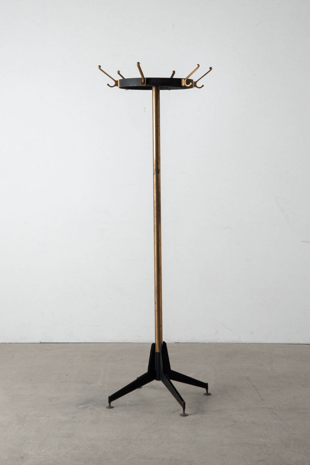 Coat Rack,コートラック,Italy,イタリア,清澄白河,Antique,Vintage,Interior Design,stoop,topso,アンティーク,ビンテージ,ヴィンテージ,家具,雑貨,インテリア,店舗什器,設計,インテリアデザイン,内装,什器,店舗設計,ギャラリー,デザイナーズ家具,ショールーム