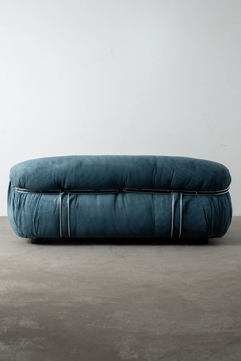 SORIANA 2 Seater Sofa,SORIANA,ソリアナ,Afra and Tobia Scarpa,アフラ・スカルパ,トビア・スカルパ,スカルパ,Cassina,カッシーナ,Italy,イタリア,清澄白河,Antique,Vintage,Interior Design,stoop,topso,アンティーク,ビンテージ,ヴィンテージ,家具,雑貨,インテリア,店舗什器,設計,インテリアデザイン,内装,什器,店舗設計,ギャラリー,デザイナーズ家具,ショールーム