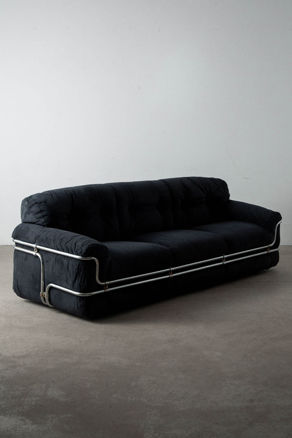 Sofa,ソファ,Adriano Piazzesi,アドリアーノ・ピアッツェージ,Italy,イタリア,清澄白河,Antique,Vintage,Interior Design,アンティーク,ビンテージ,ヴィンテージ,家具,雑貨,インテリア,店舗什器,設計,インテリアデザイン,内装,什器,店舗設計,ギャラリー,デザイナーズ家具,ショールーム