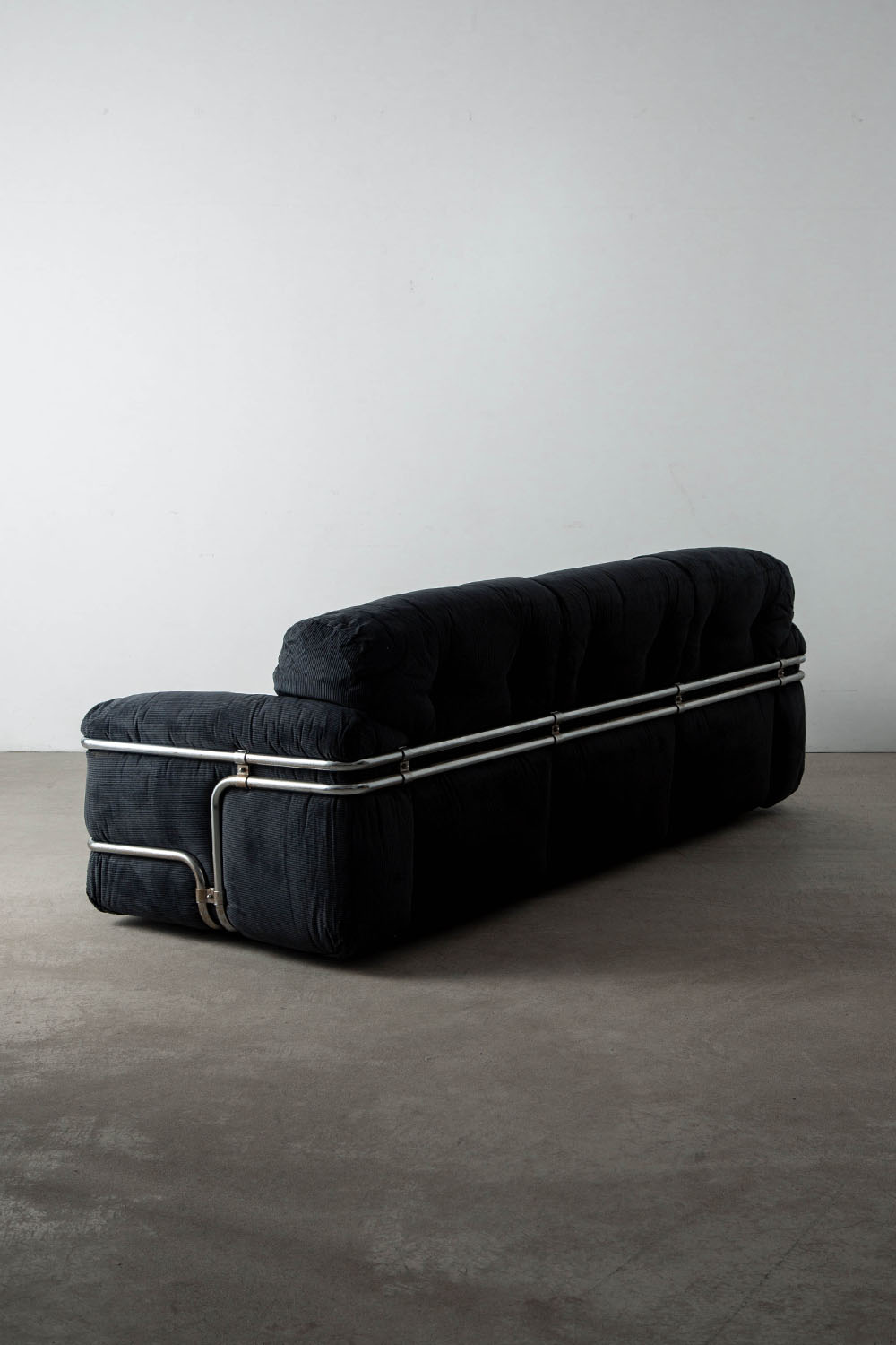 Sofa,ソファ,Adriano Piazzesi,アドリアーノ・ピアッツェージ,Italy,イタリア,清澄白河,Antique,Vintage,Interior Design,アンティーク,ビンテージ,ヴィンテージ,家具,雑貨,インテリア,店舗什器,設計,インテリアデザイン,内装,什器,店舗設計,ギャラリー,デザイナーズ家具,ショールーム