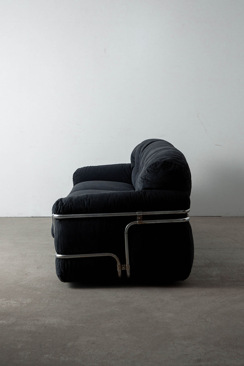 Sofa,ソファ,Adriano Piazzesi,アドリアーノ・ピアッツェージ,Italy,イタリア,清澄白河,Antique,Vintage,Interior Design,アンティーク,ビンテージ,ヴィンテージ,家具,雑貨,インテリア,店舗什器,設計,インテリアデザイン,内装,什器,店舗設計,ギャラリー,デザイナーズ家具,ショールーム