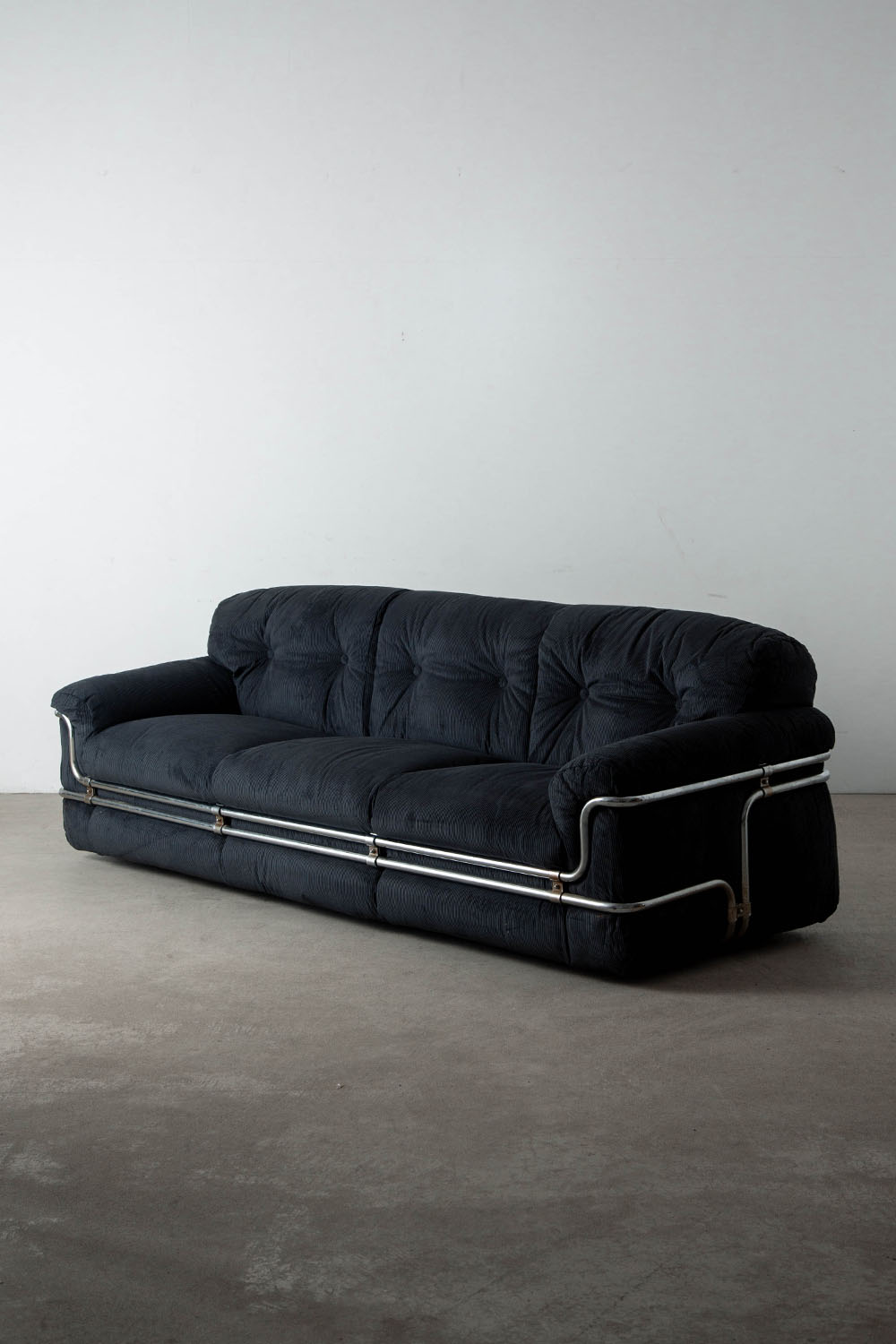 Sofa,ソファ,Adriano Piazzesi,アドリアーノ・ピアッツェージ,Italy,イタリア,清澄白河,Antique,Vintage,Interior Design,アンティーク,ビンテージ,ヴィンテージ,家具,雑貨,インテリア,店舗什器,設計,インテリアデザイン,内装,什器,店舗設計,ギャラリー,デザイナーズ家具,ショールーム