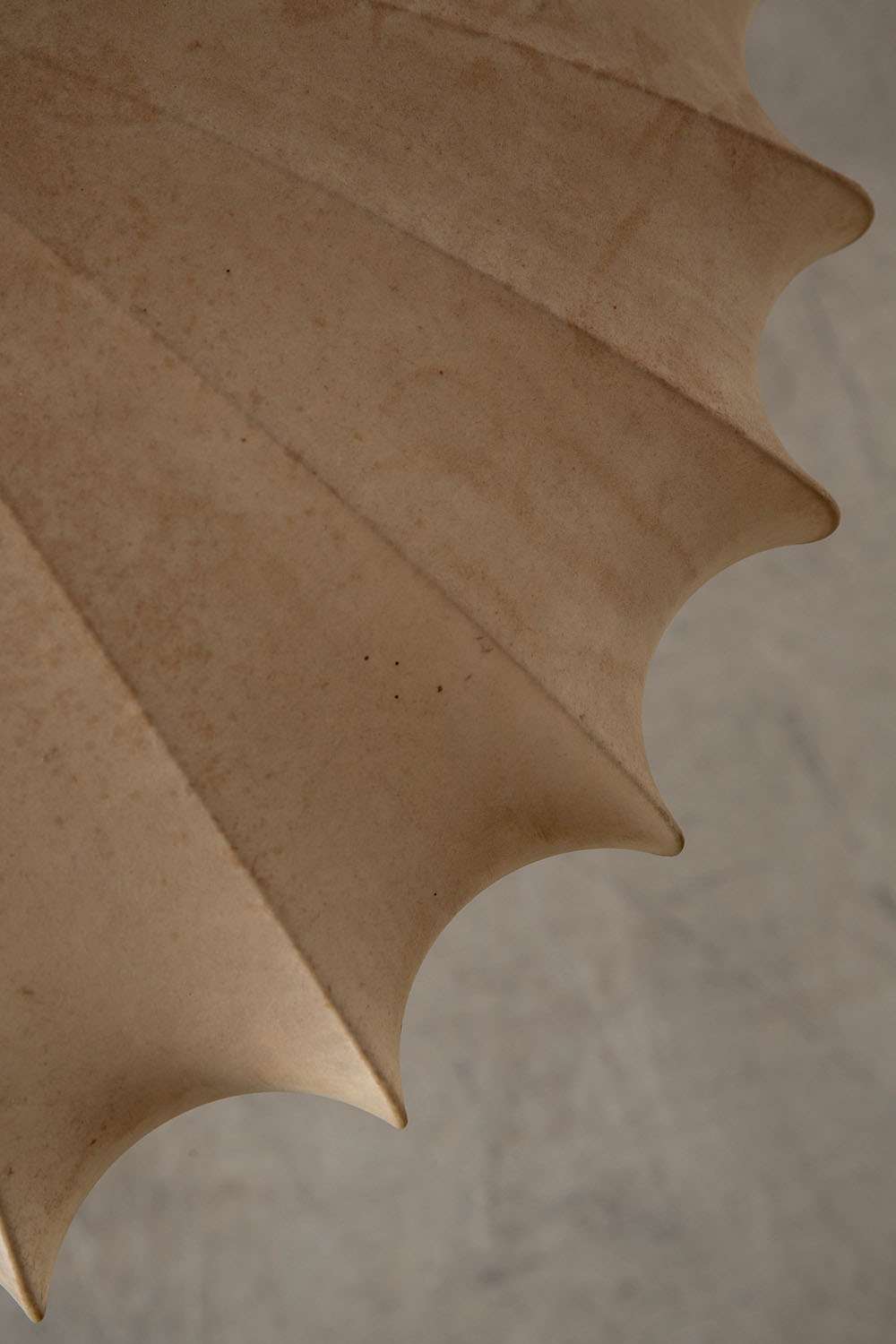 Cocoon Pendant Lamp in Resin and Steel