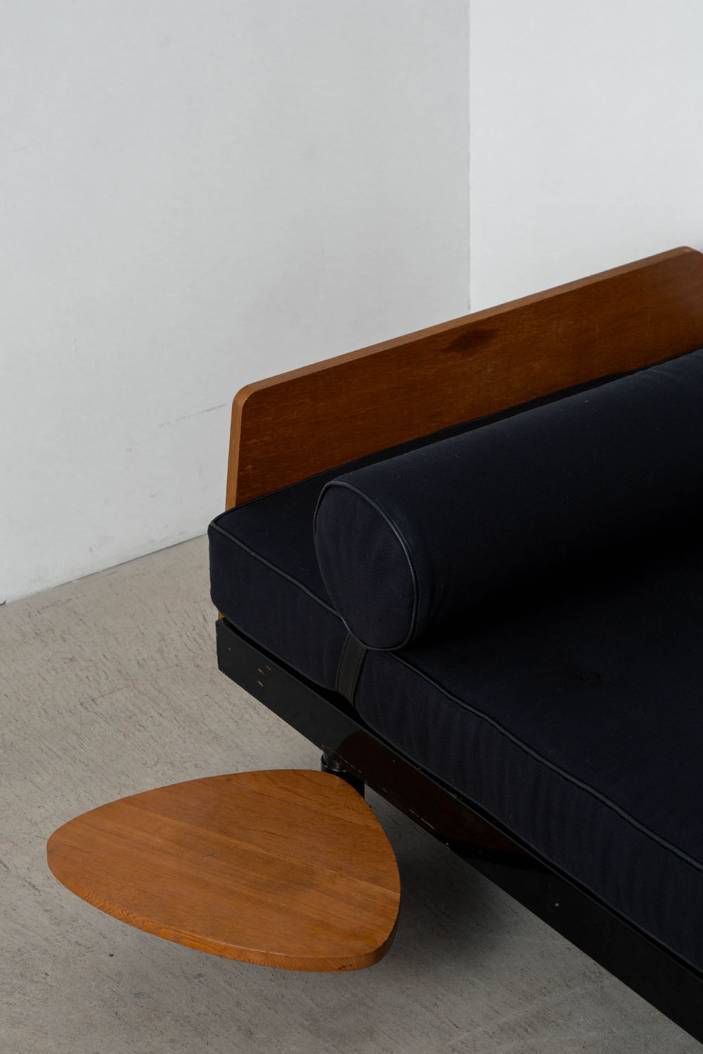 Scal Day Bed by Jean Prouvé , Charlotte Perriand in Steel and Wood