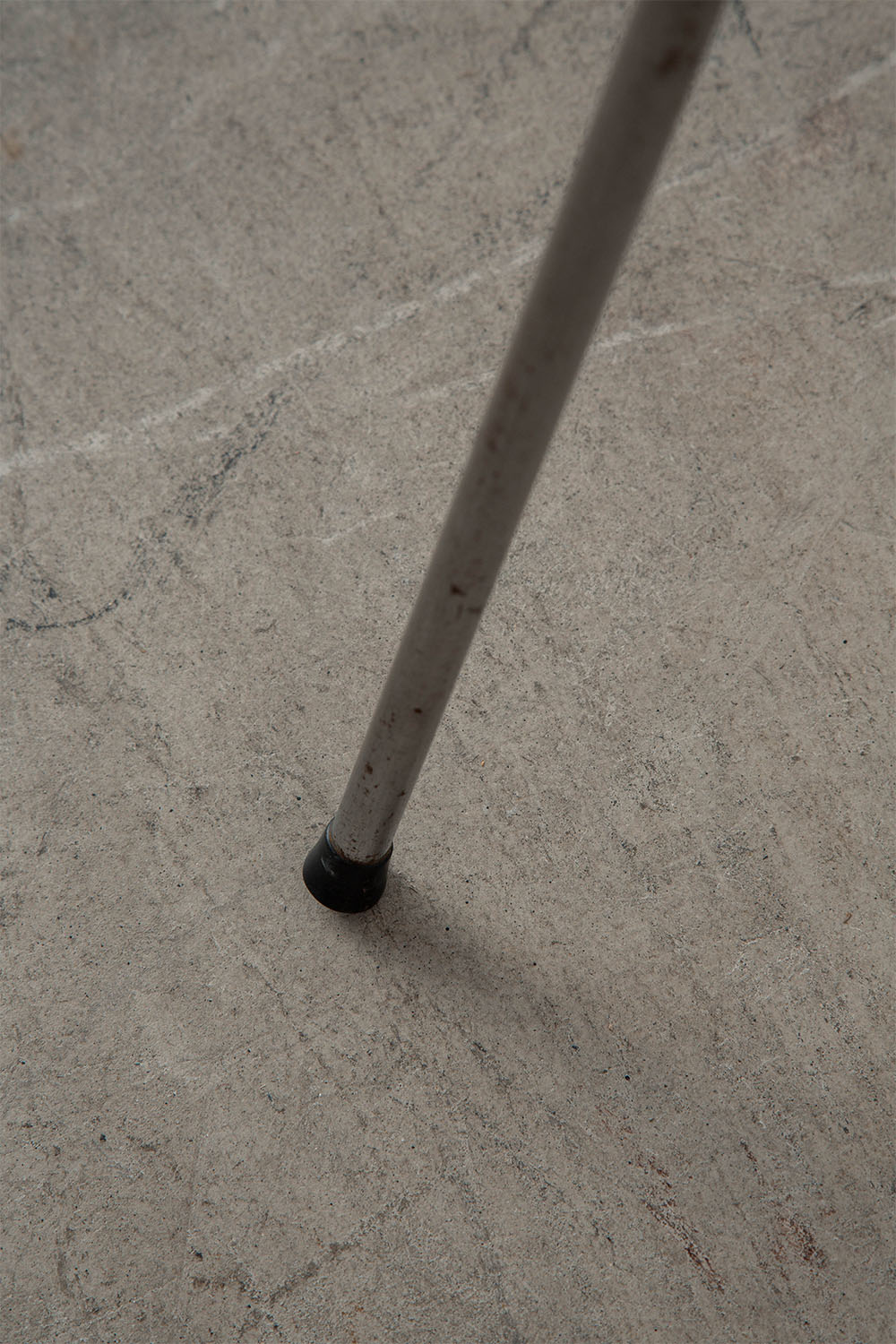 Cocoon Floor Lamp in Resin and Steel