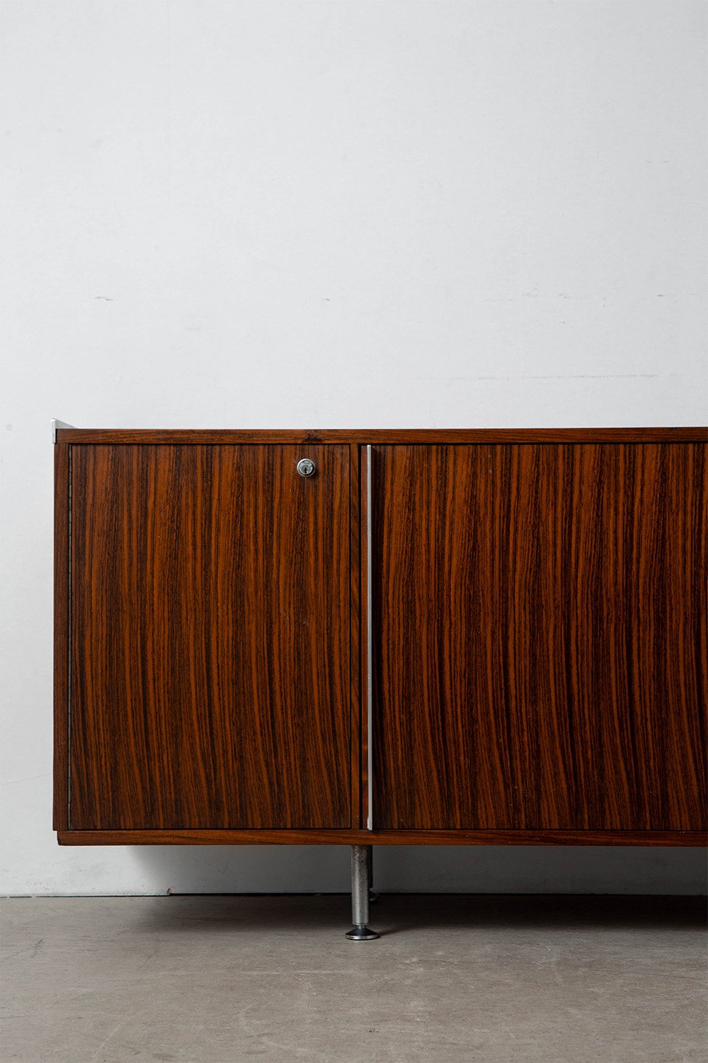 Sideboard,サイドボード,Alberto Rosselli,アルベルト・ロッセリ,Arflex,アルフレックス,Italy,イタリア,清澄白河,Antique,Vintage,Interior Design,アンティーク,ビンテージ,ヴィンテージ,家具,雑貨,インテリア,店舗什器,設計,インテリアデザイン,内装,什器,店舗設計,ギャラリー,デザイナーズ家具,ショールーム