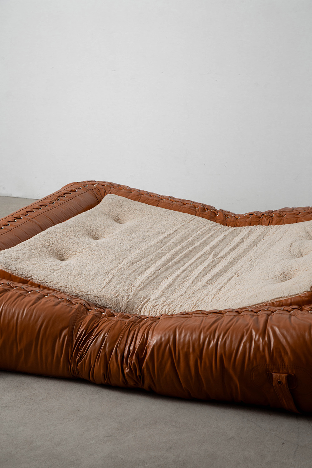 Anfibio Bed Sofa,Anfibio,Bed Sofa,アンフィビオ,ベッドソファ,ベッド,ソファ,Alessandro Becchi, アレッサンドロ・ベッキ,Giovannetti,Italy,イタリア,清澄白河,Antique,Vintage,Interior Design,stoop,topso,アンティーク,ビンテージ,ヴィンテージ,家具,雑貨,インテリア,店舗什器,設計,インテリアデザイン,内装,什器,店舗設計,ギャラリー,デザイナーズ家具,ショールーム
