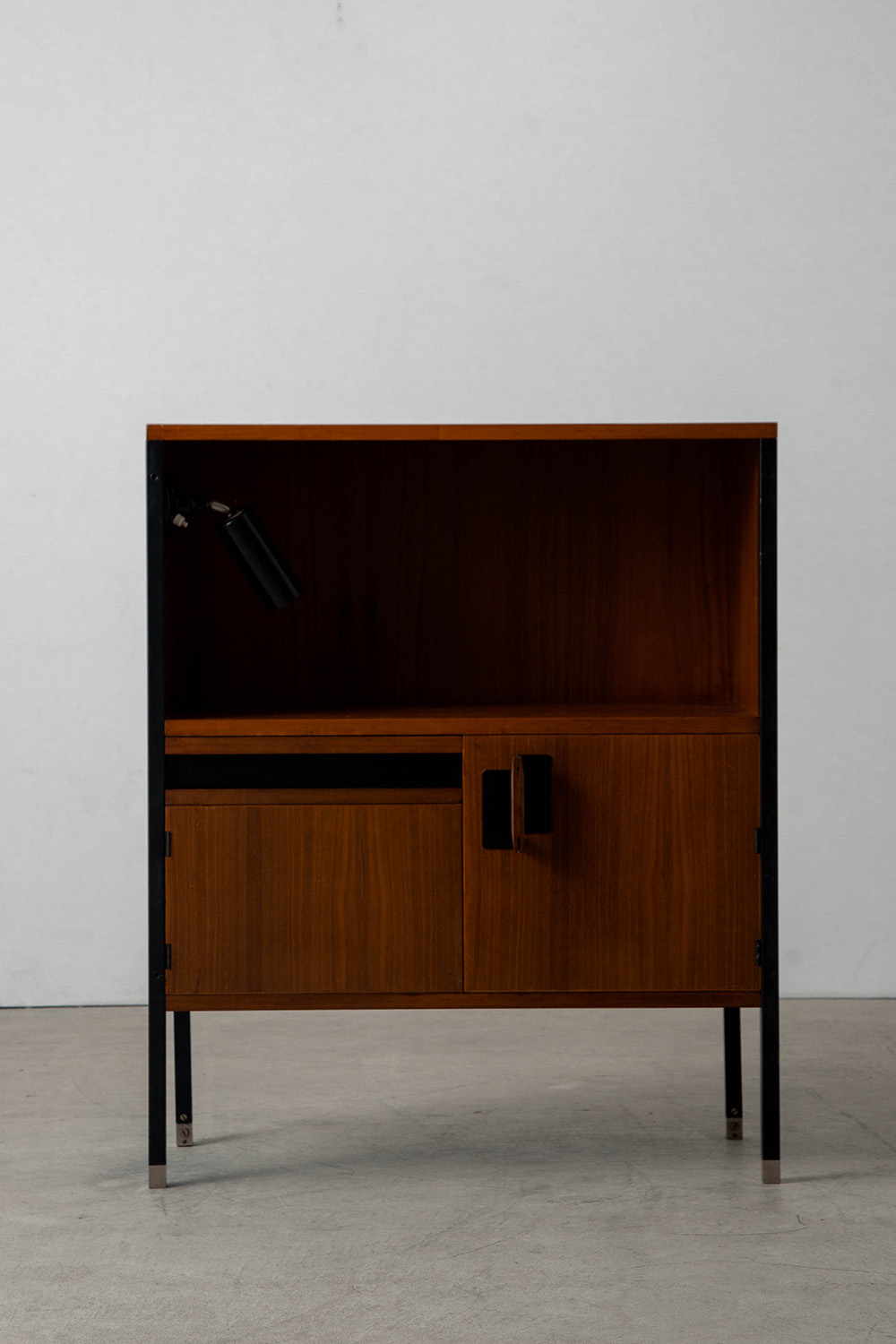 Positano Cabinet,Positano ,Cabinet,キャビネット,Ico Parisi,イコ・パリージ,Mim Roma,Italy,イタリア,清澄白河,Antique,Vintage,Interior Design,stoop,topso,アンティーク,ビンテージ,ヴィンテージ,家具,雑貨,インテリア,店舗什器,設計,インテリアデザイン,内装,什器,店舗設計,ギャラリー,デザイナーズ家具,ショールーム