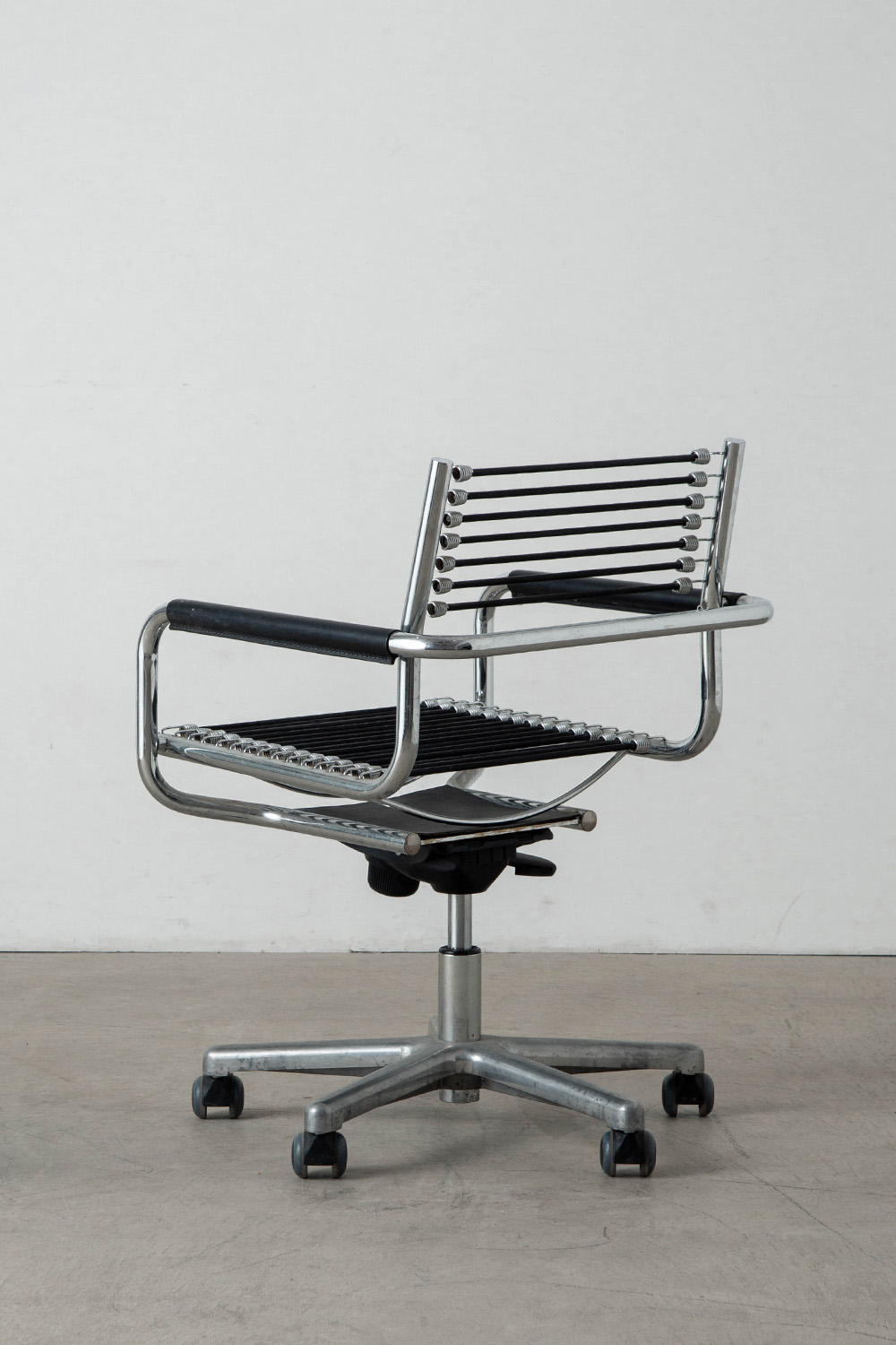 Sandows Office Chair by René Herbst for Ecart International in Chrome and Elastic cord