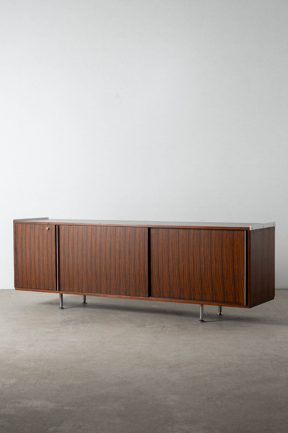 Sideboard,サイドボード,Alberto Rosselli,アルベルト・ロッセリ,Arflex,アルフレックス,Italy,イタリア,清澄白河,Antique,Vintage,Interior Design,アンティーク,ビンテージ,ヴィンテージ,家具,雑貨,インテリア,店舗什器,設計,インテリアデザイン,内装,什器,店舗設計,ギャラリー,デザイナーズ家具,ショールーム
