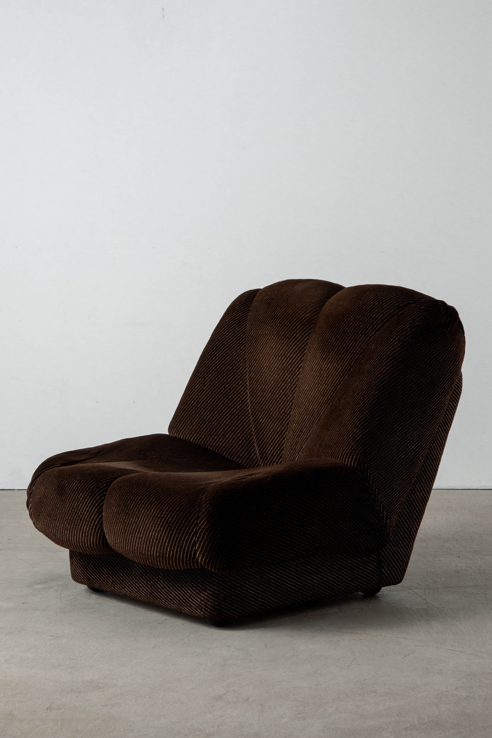 Lounge Chair,ラウンジチェア,Italy,イタリア,清澄白河,Antique,Vintage,Interior Design,stoop,topso,アンティーク,ビンテージ,ヴィンテージ,家具,雑貨,インテリア,店舗什器,設計,インテリアデザイン,内装,什器,店舗設計,ギャラリー,デザイナーズ家具,ショールーム