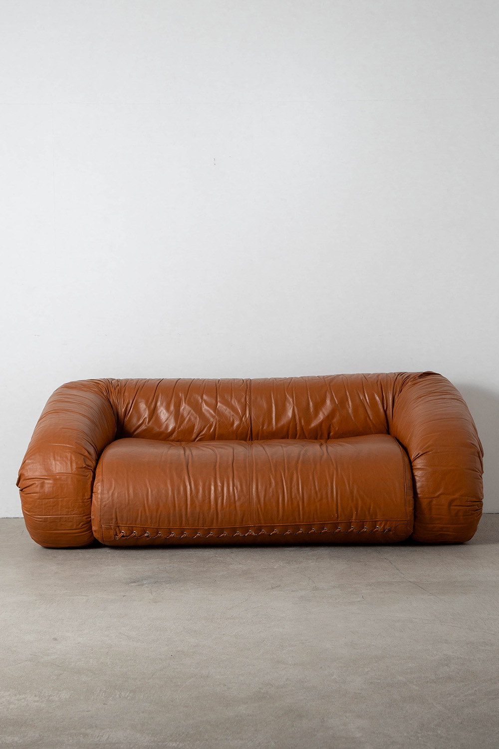 Anfibio Bed Sofa,Anfibio,Bed Sofa,アンフィビオ,ベッドソファ,ベッド,ソファ,Alessandro Becchi, アレッサンドロ・ベッキ,Giovannetti,Italy,イタリア,清澄白河,Antique,Vintage,Interior Design,stoop,topso,アンティーク,ビンテージ,ヴィンテージ,家具,雑貨,インテリア,店舗什器,設計,インテリアデザイン,内装,什器,店舗設計,ギャラリー,デザイナーズ家具,ショールーム