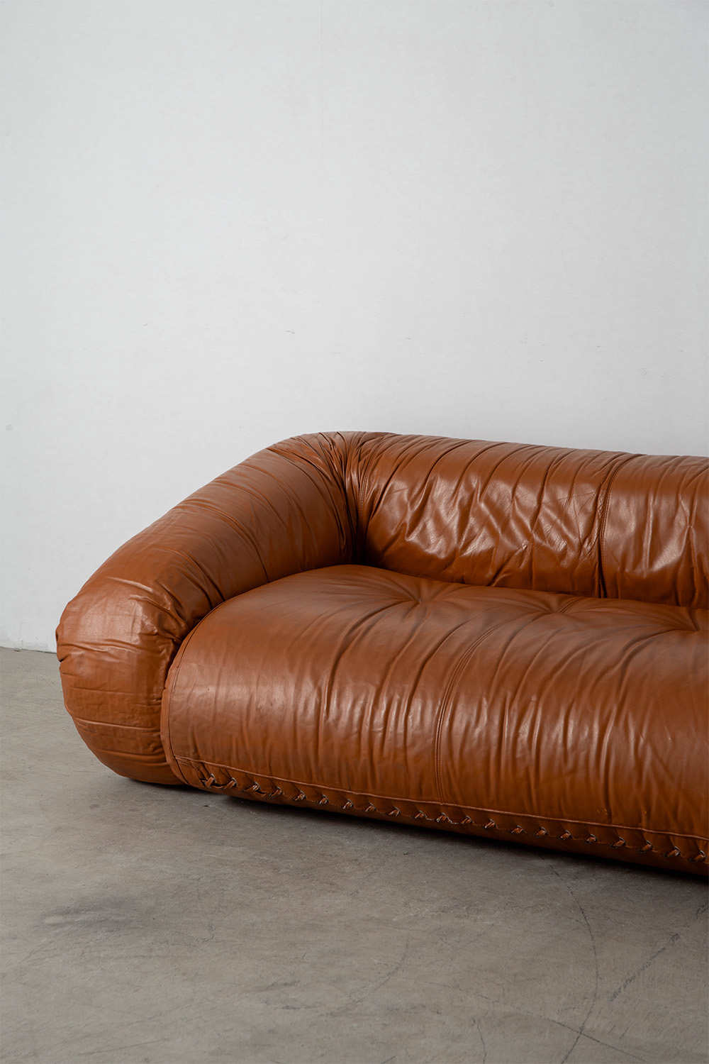 Anfibio Bed Sofa,Anfibio,Bed Sofa,アンフィビオ,ベッドソファ,ベッド,ソファ,Alessandro Becchi, アレッサンドロ・ベッキ,Giovannetti,Italy,イタリア,清澄白河,Antique,Vintage,Interior Design,stoop,topso,アンティーク,ビンテージ,ヴィンテージ,家具,雑貨,インテリア,店舗什器,設計,インテリアデザイン,内装,什器,店舗設計,ギャラリー,デザイナーズ家具,ショールーム