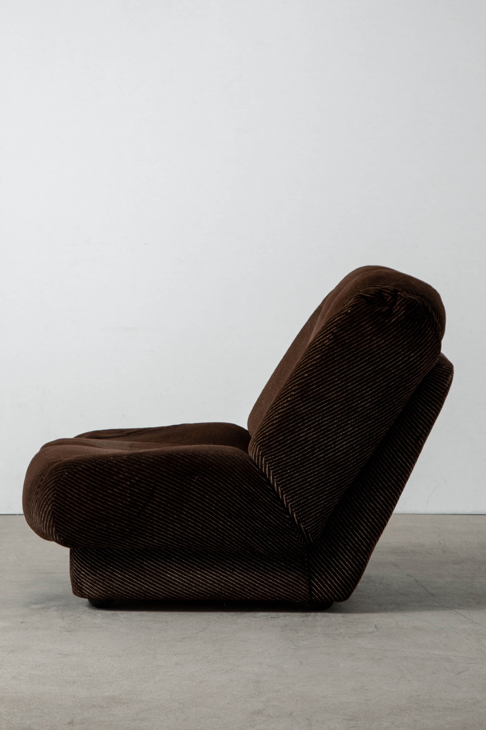 Lounge Chair,ラウンジチェア,Italy,イタリア,清澄白河,Antique,Vintage,Interior Design,stoop,topso,アンティーク,ビンテージ,ヴィンテージ,家具,雑貨,インテリア,店舗什器,設計,インテリアデザイン,内装,什器,店舗設計,ギャラリー,デザイナーズ家具,ショールーム