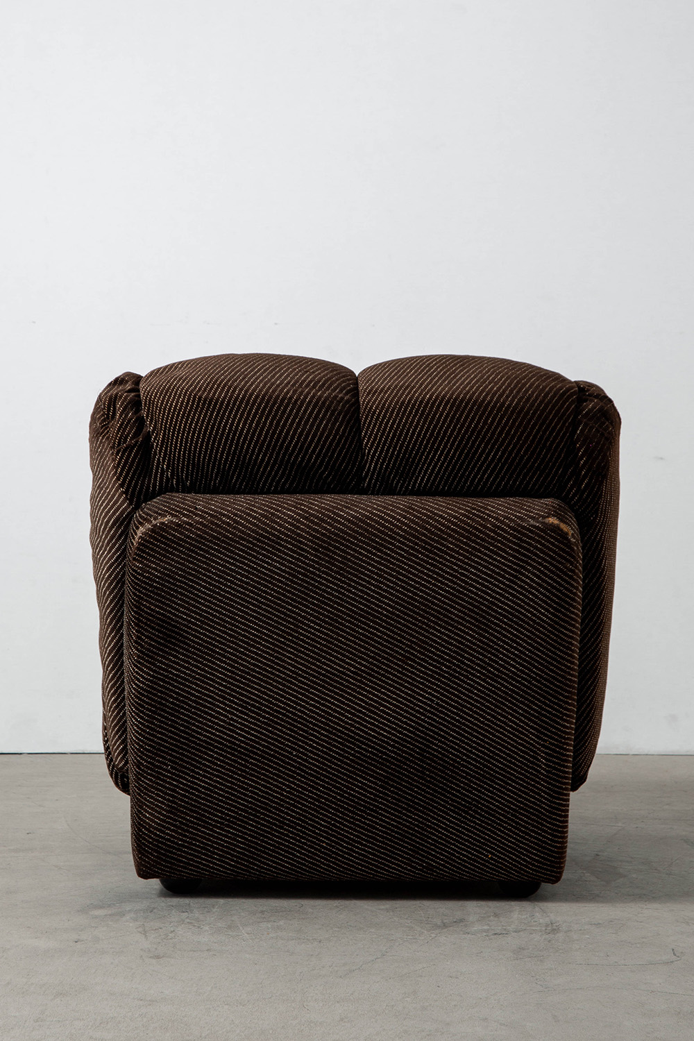 Lounge Chair,ラウンジチェア,Italy,イタリア,清澄白河,Antique,Vintage,Interior Design,stoop,topso,アンティーク,ビンテージ,ヴィンテージ,家具,雑貨,インテリア,店舗什器,設計,インテリアデザイン,内装,什器,店舗設計,ギャラリー,デザイナーズ家具,ショールーム