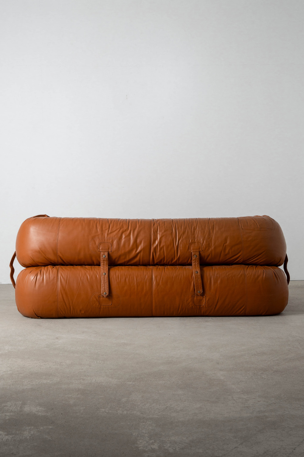 Anfibio Bed Sofa,Anfibio,Bed Sofa,アンフィビオ,ベッドソファ,ベッド,ソファ,Alessandro Becchi, アレッサンドロ・ベッキ,Giovannetti,Italy,イタリア,清澄白河,Antique,Vintage,Interior Design,stoop,topso,アンティーク,ビンテージ,ヴィンテージ,家具,雑貨,インテリア,店舗什器,設計,インテリアデザイン,内装,什器,店舗設計,ギャラリー,デザイナーズ家具,ショールーム