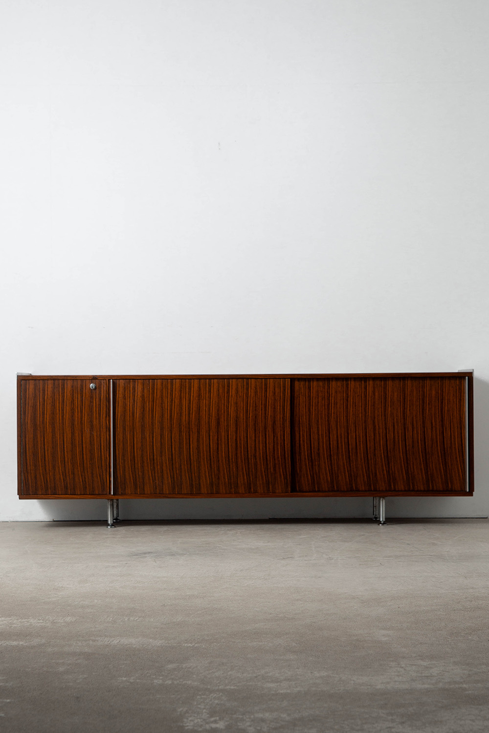 Sideboard,サイドボード,Alberto Rosselli,アルベルト・ロッセリ,Arflex,アルフレックス,Italy,イタリア,清澄白河,Antique,Vintage,Interior Design,アンティーク,ビンテージ,ヴィンテージ,家具,雑貨,インテリア,店舗什器,設計,インテリアデザイン,内装,什器,店舗設計,ギャラリー,デザイナーズ家具,ショールーム
