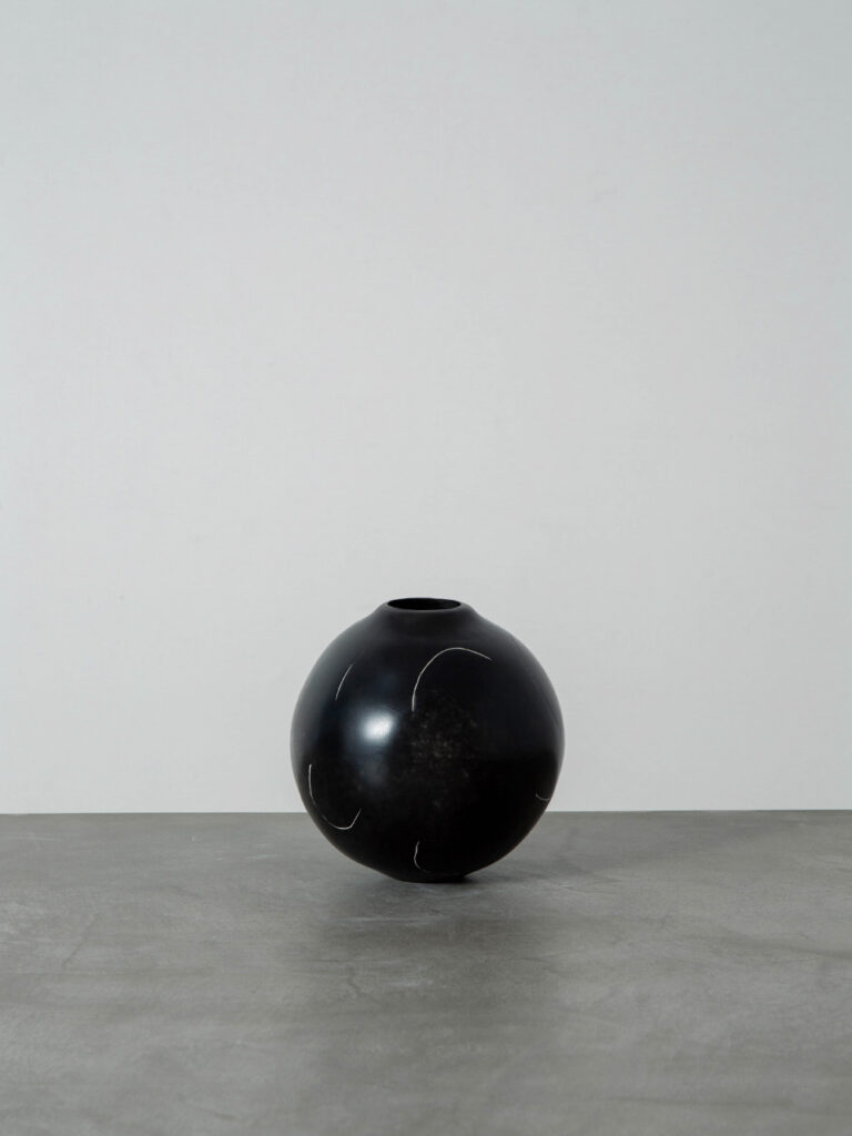 Vestige 40 by Shiho Hayashi