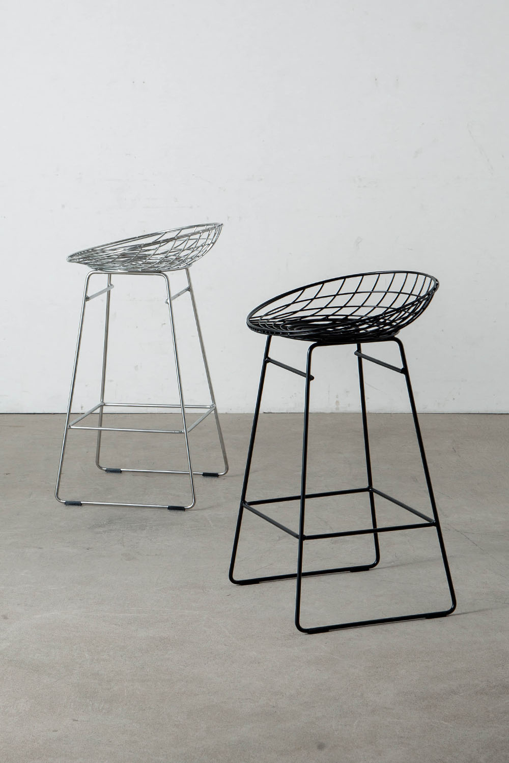 Wire Bar Stool by Cees Braakman for Pastoe in Steel , Chrome