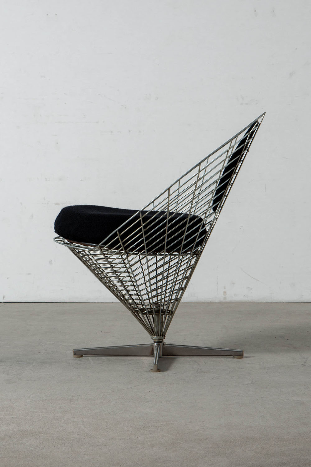 Wire Cone Chair by Verner Panton for Plus-Linje in Steel and Fabric