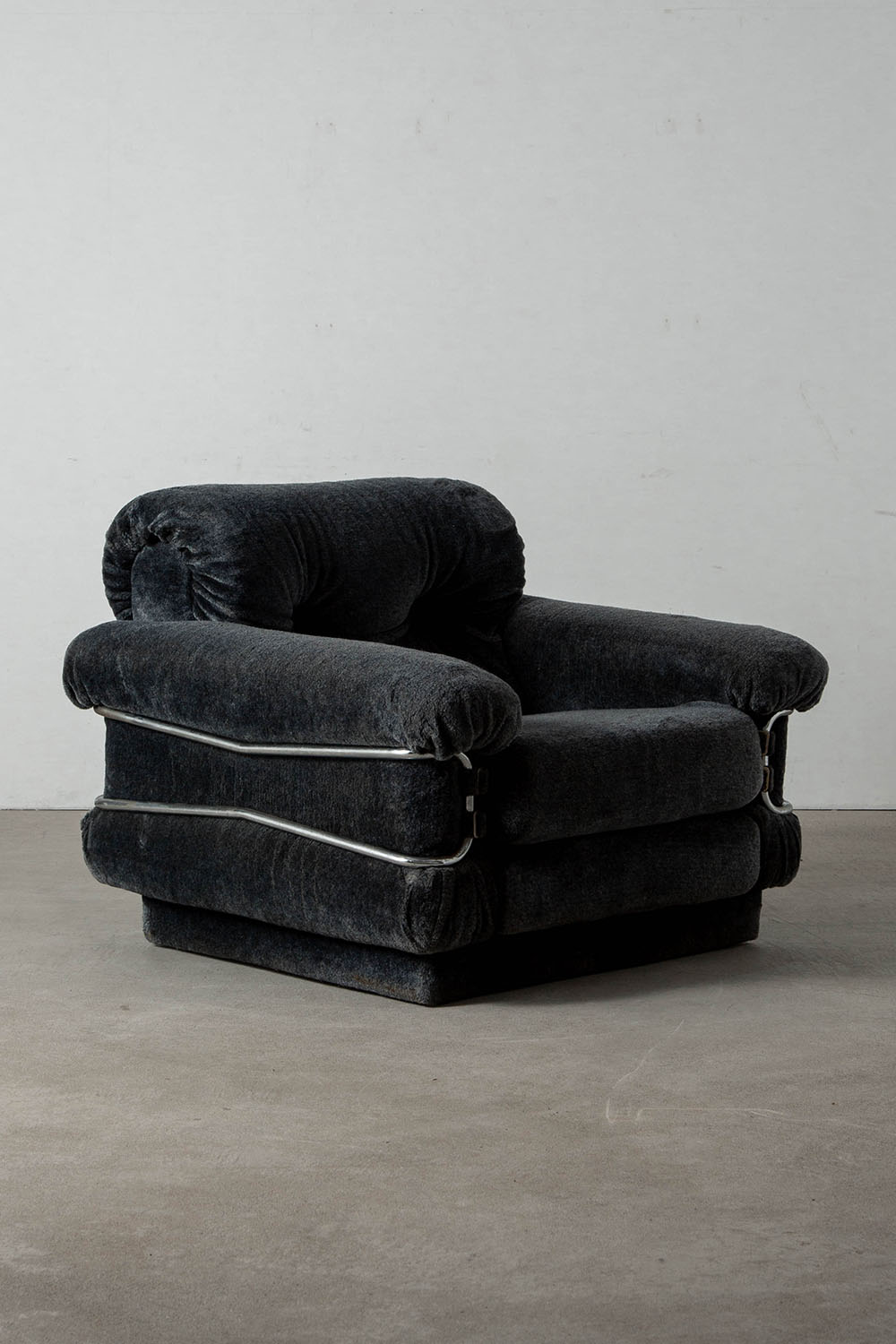 Lounge Chair in Fabric and Chrome