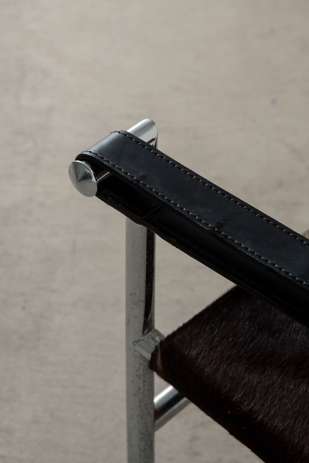 LC1 Chair by Le Corbusier , Charlotte Perriand , Pierre Jeanneret for Cassina in Calf Hair Leather and Chrome
