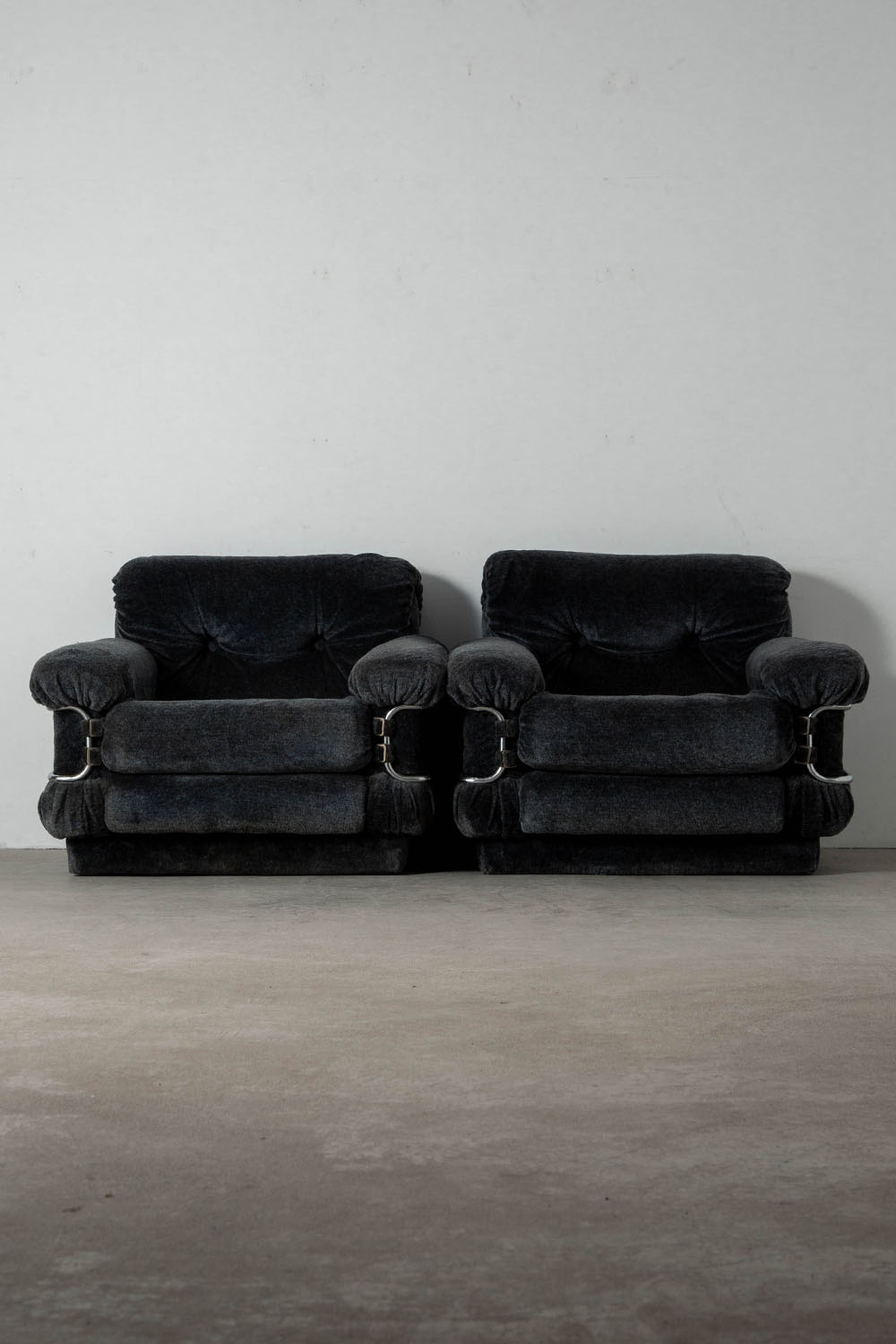 Lounge Chair in Fabric and Chrome