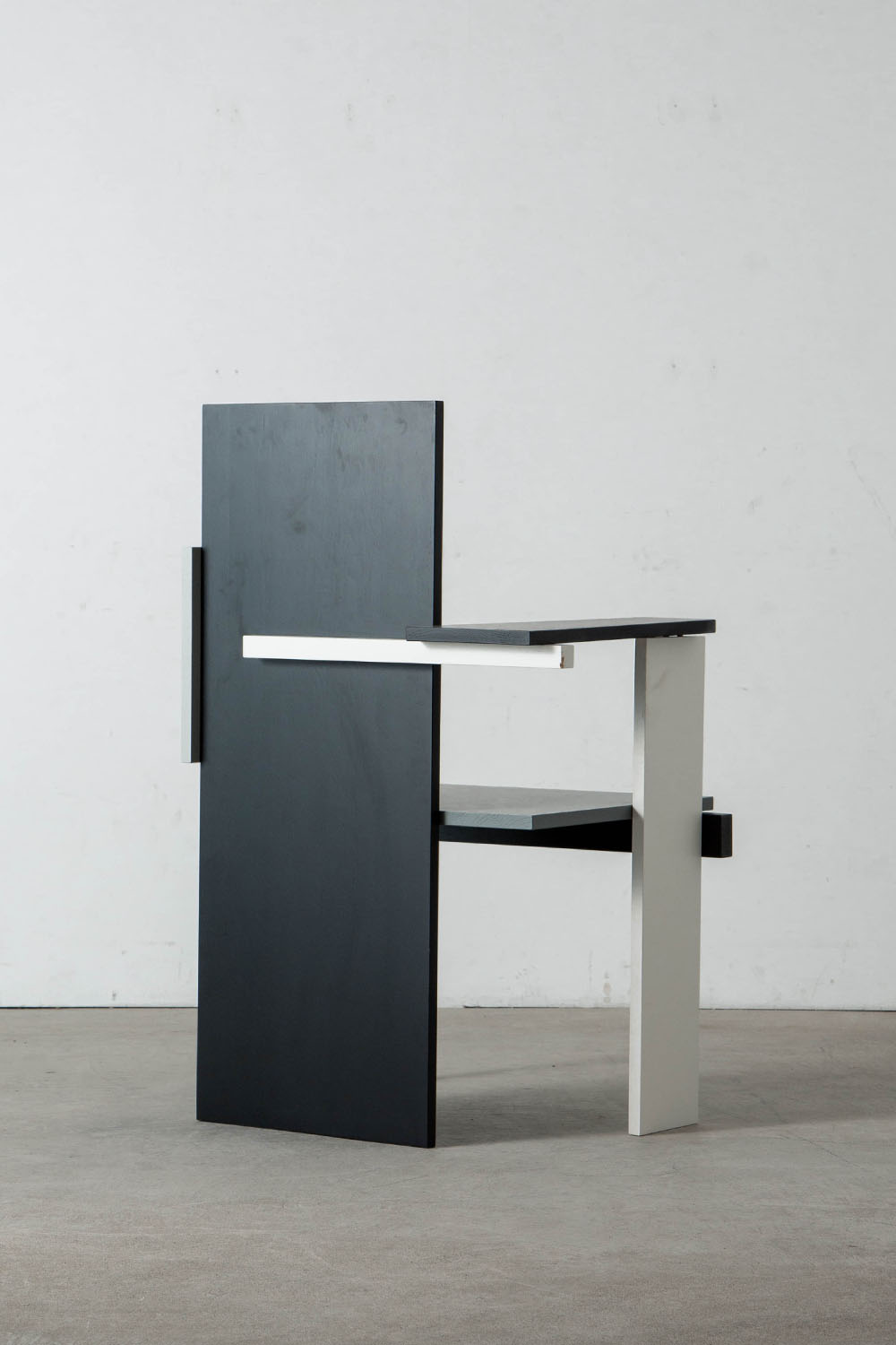 Berlin Chair by Gerrit Thomas Rietveld for Pastoe in Oak