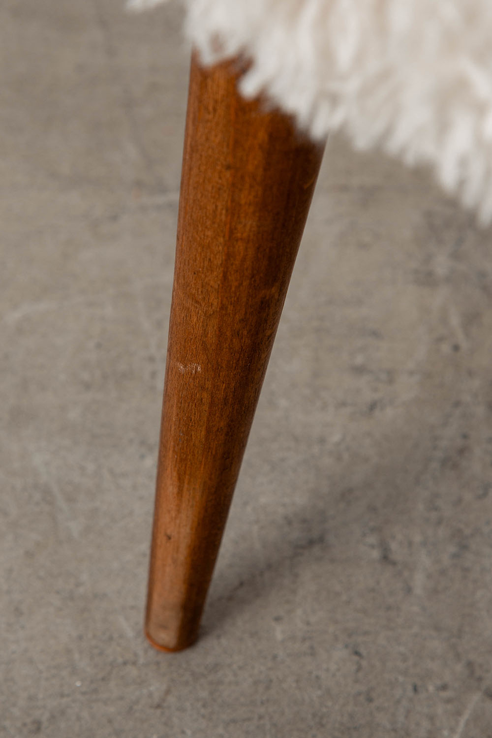 Dining Chair in Wood and Sheepskin