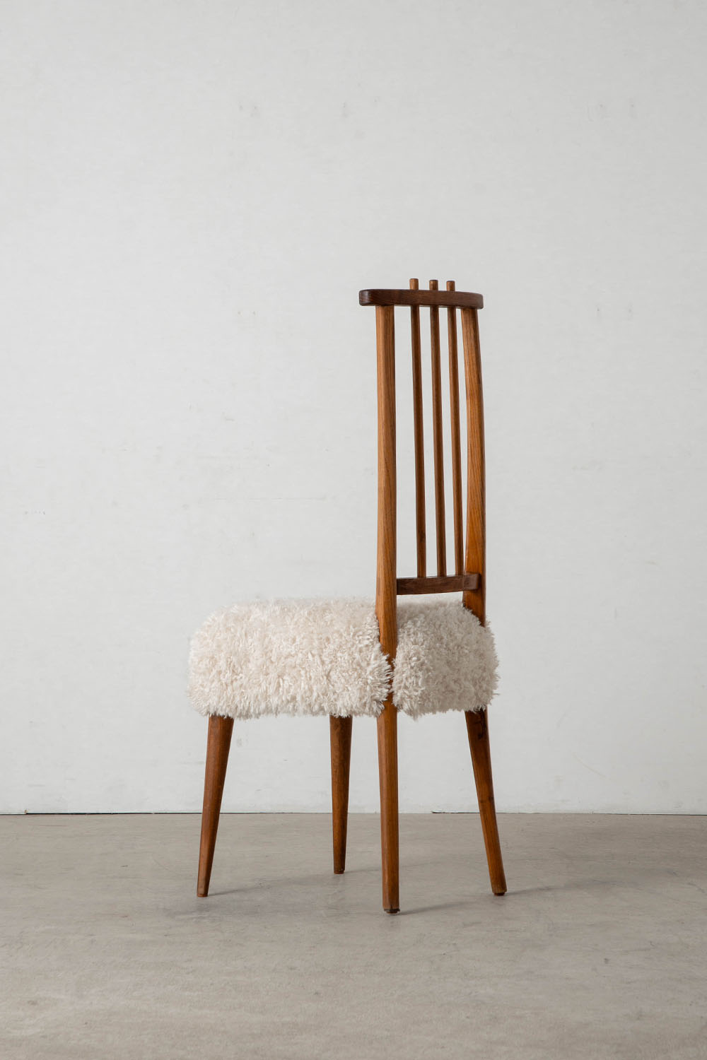 Dining Chair in Wood and Sheepskin