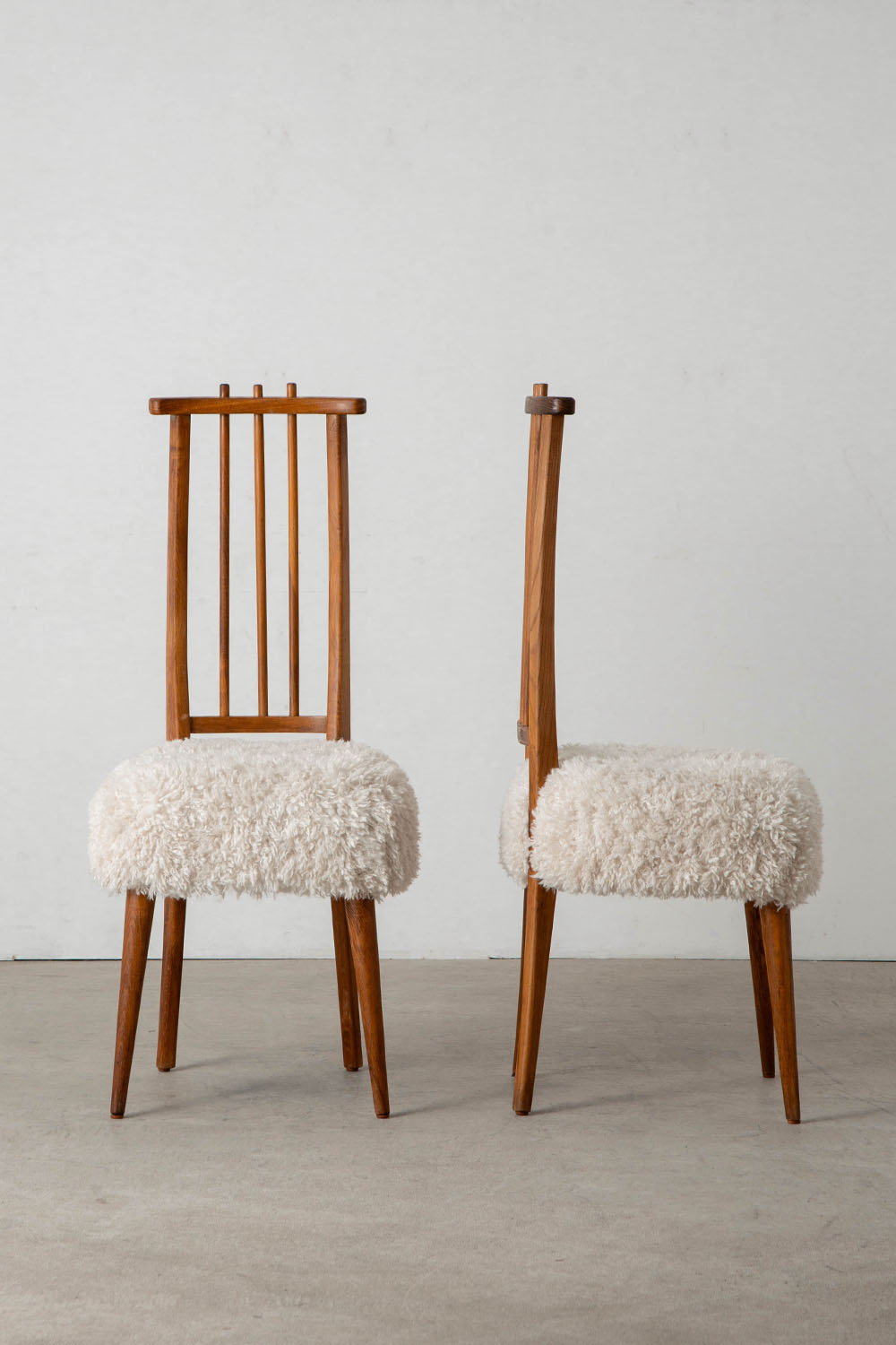 Dining Chair in Wood and Sheepskin