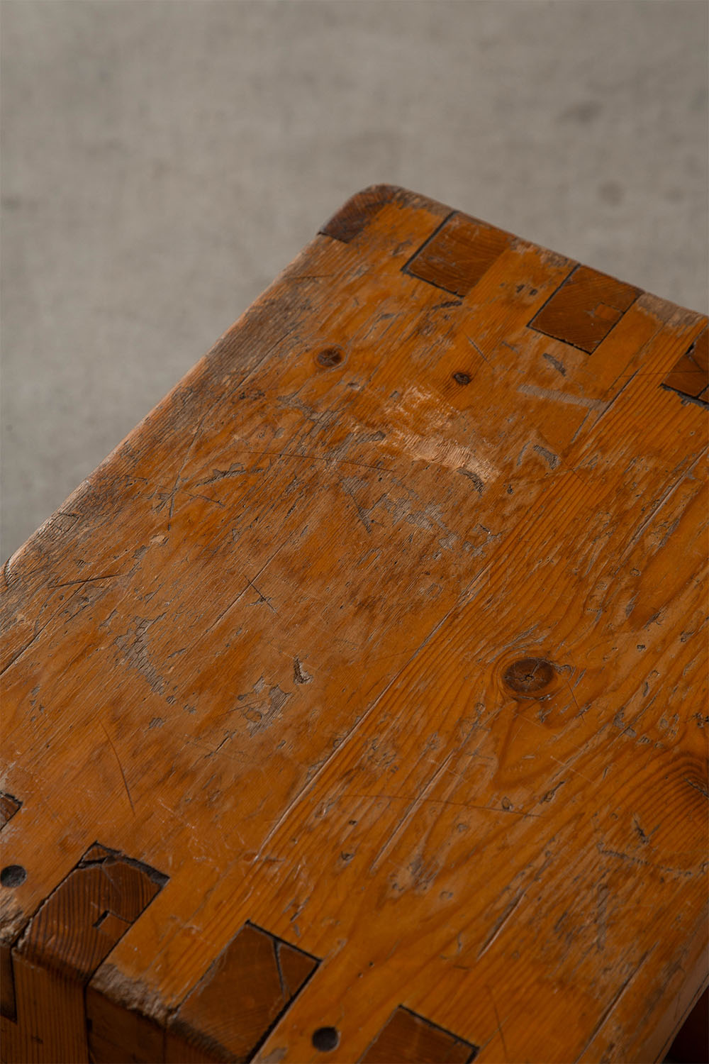Stool in Wood