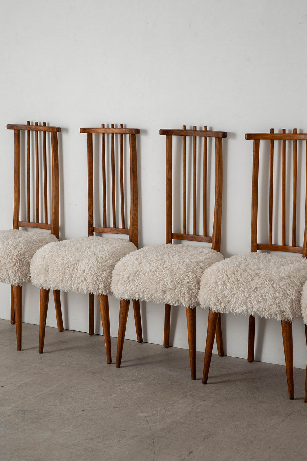 Dining Chair in Wood and Sheepskin