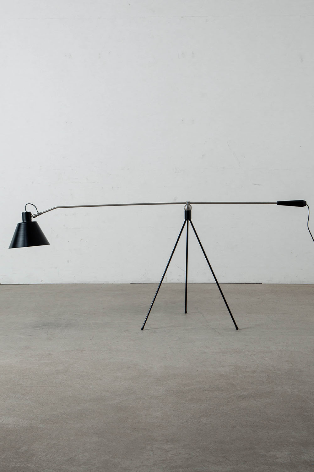 Magneto Floor Lamp by Henk Fillekes for Pastoe in Aluminum