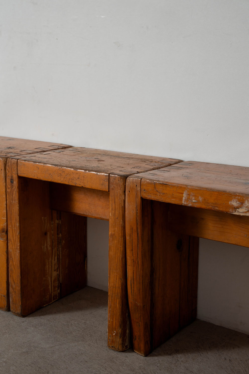 Stool in Wood