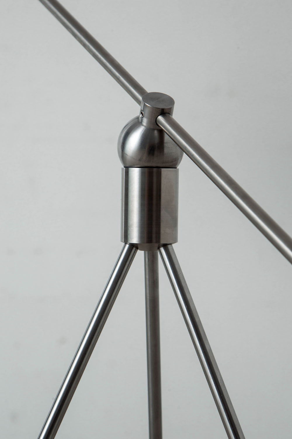 Magneto Floor Lamp by Henk Fillekes for Pastoe in Aluminum