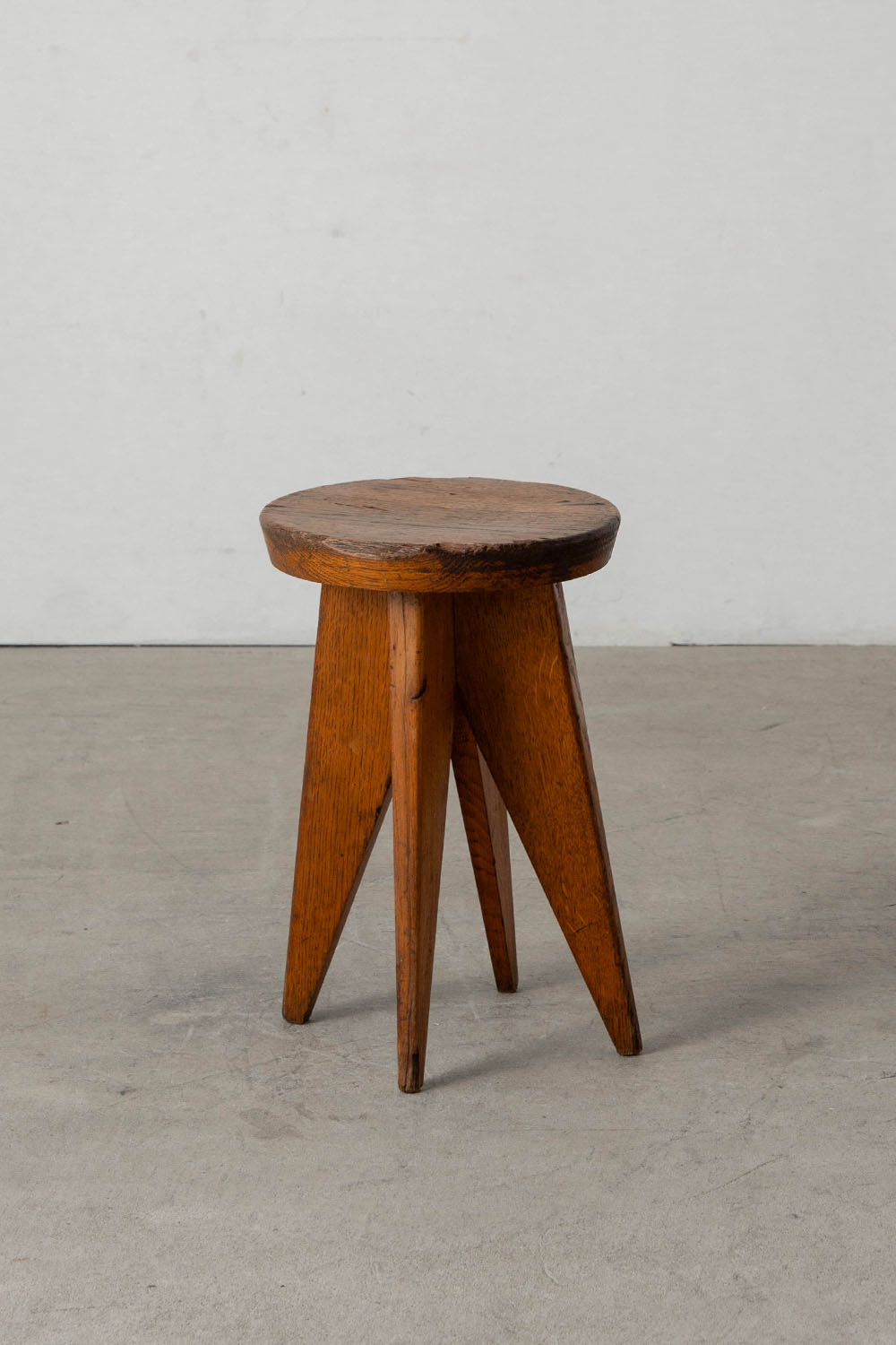 Stool in Wood