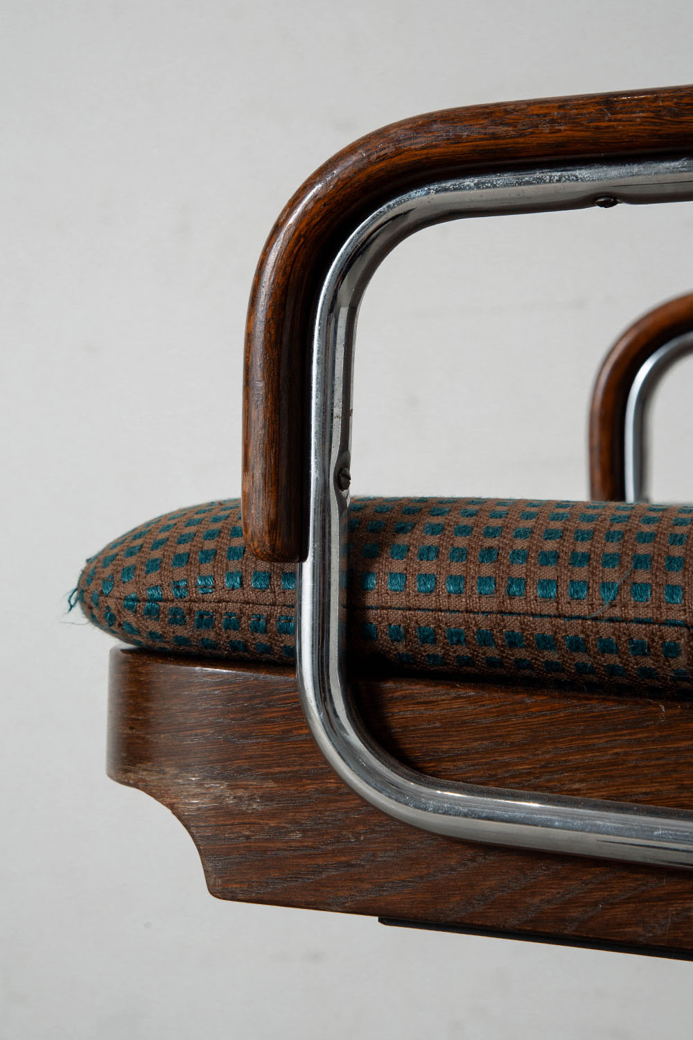 Office Chair for AG Barcelona in Fabric , Chrome and Wood