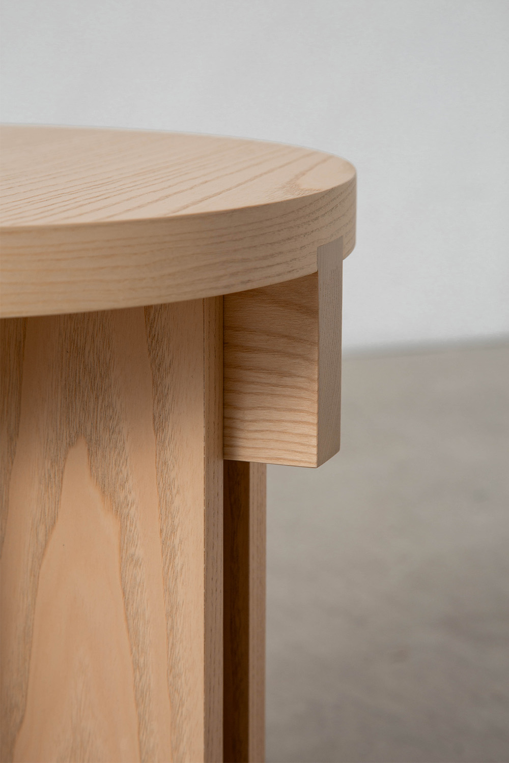 Rak Round Stool by Francesc Rifé for Kendo in Natural Ash