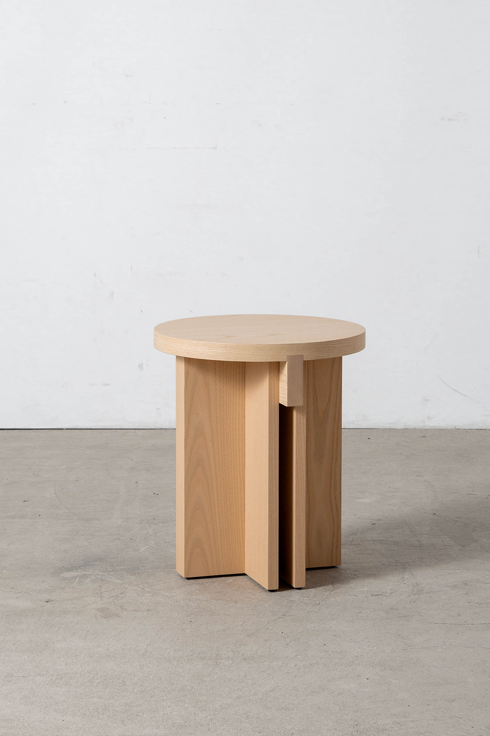 Rak Round Stool by Francesc Rifé for Kendo in Natural Ash