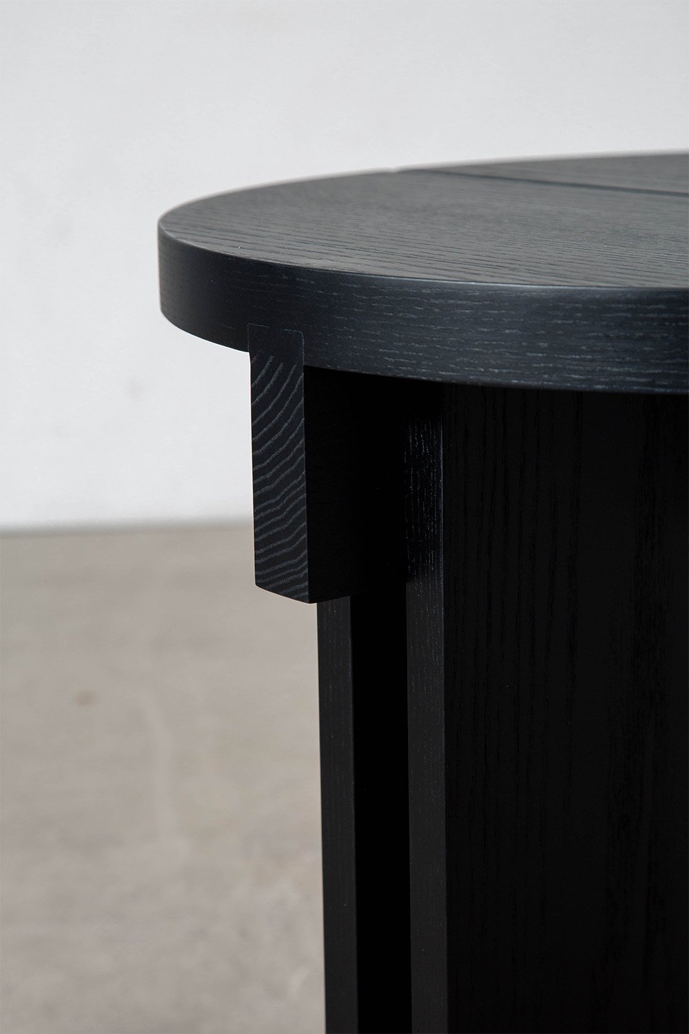 Rak Side Table φ45 by Francesc Rifé for Kendo in Black Ash