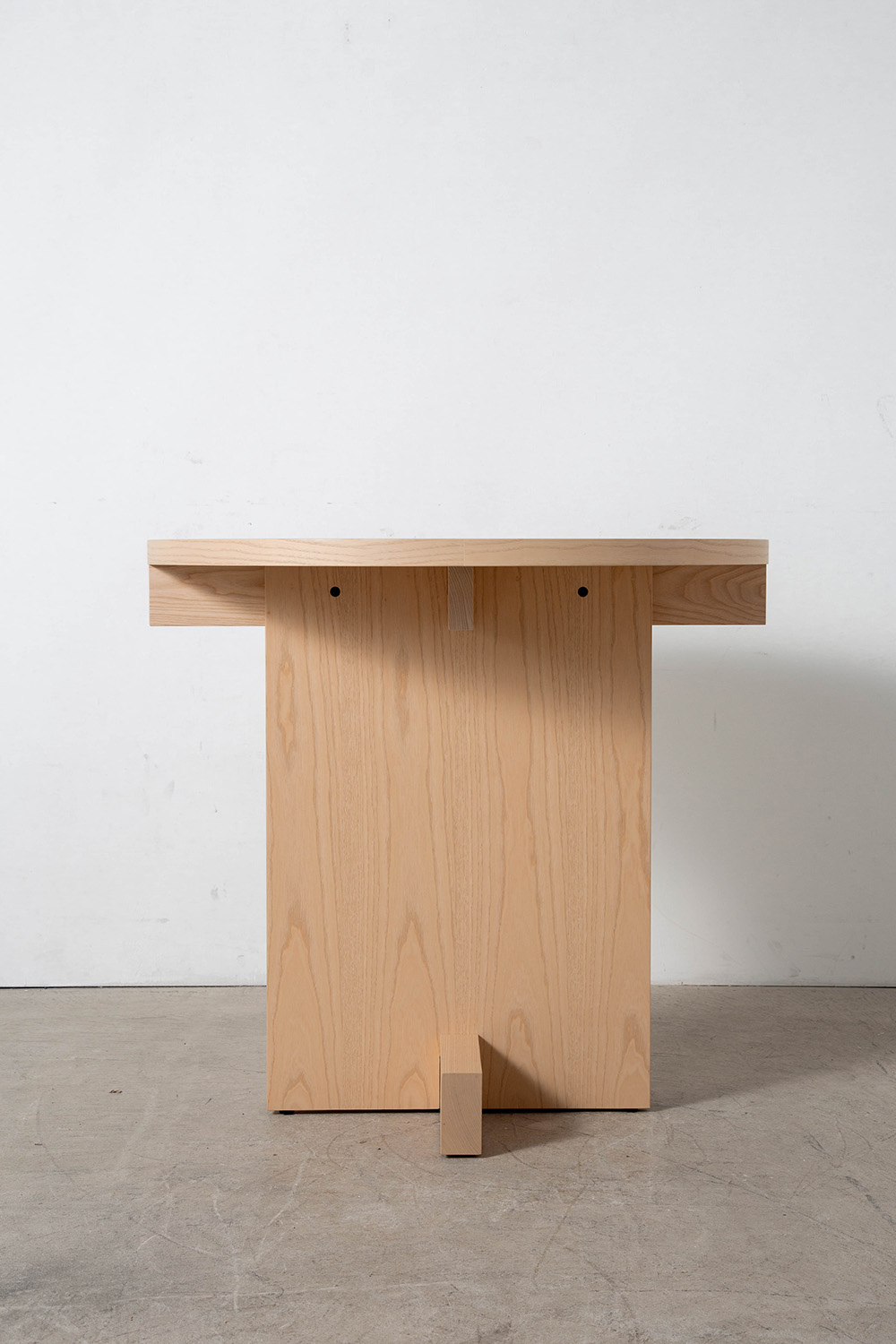 Rak Bistro Table φ80 by Francesc Rifé for Kendo in Natural Ash