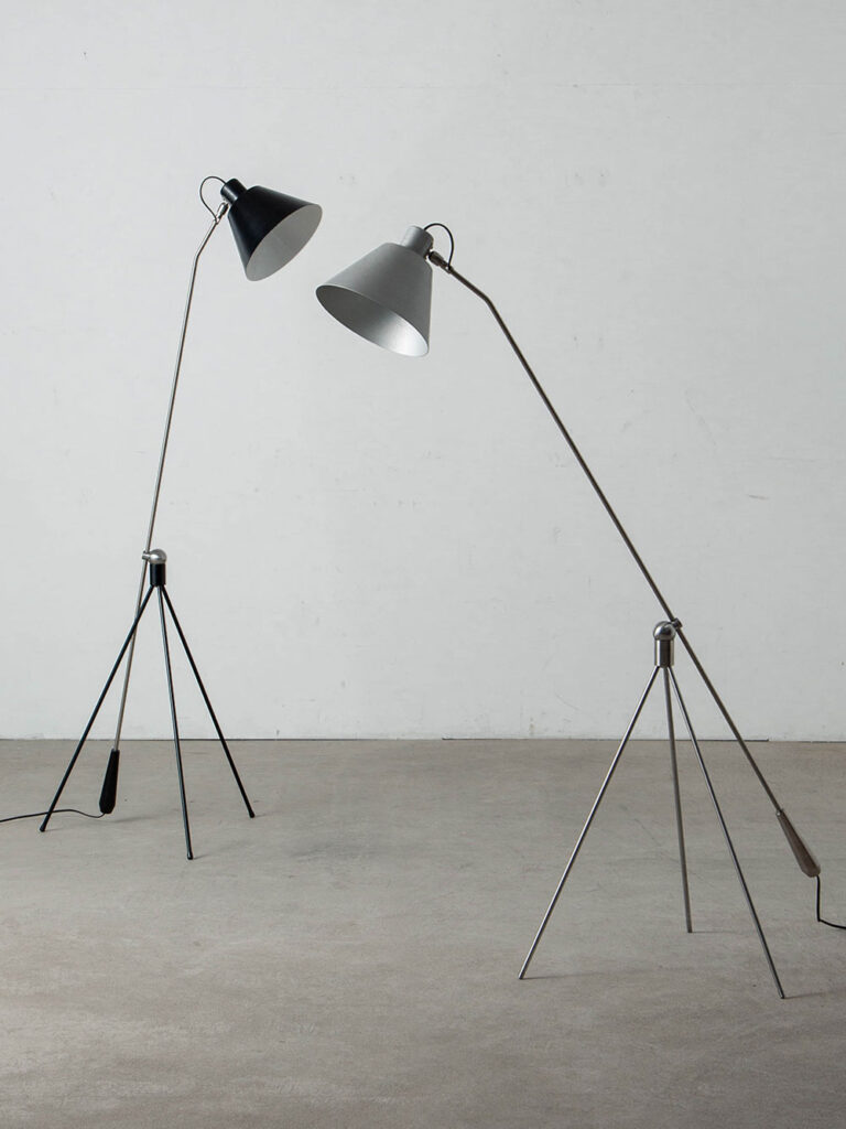 Magneto Floor Lamp by Henk Fillekes for Pastoe in Aluminum