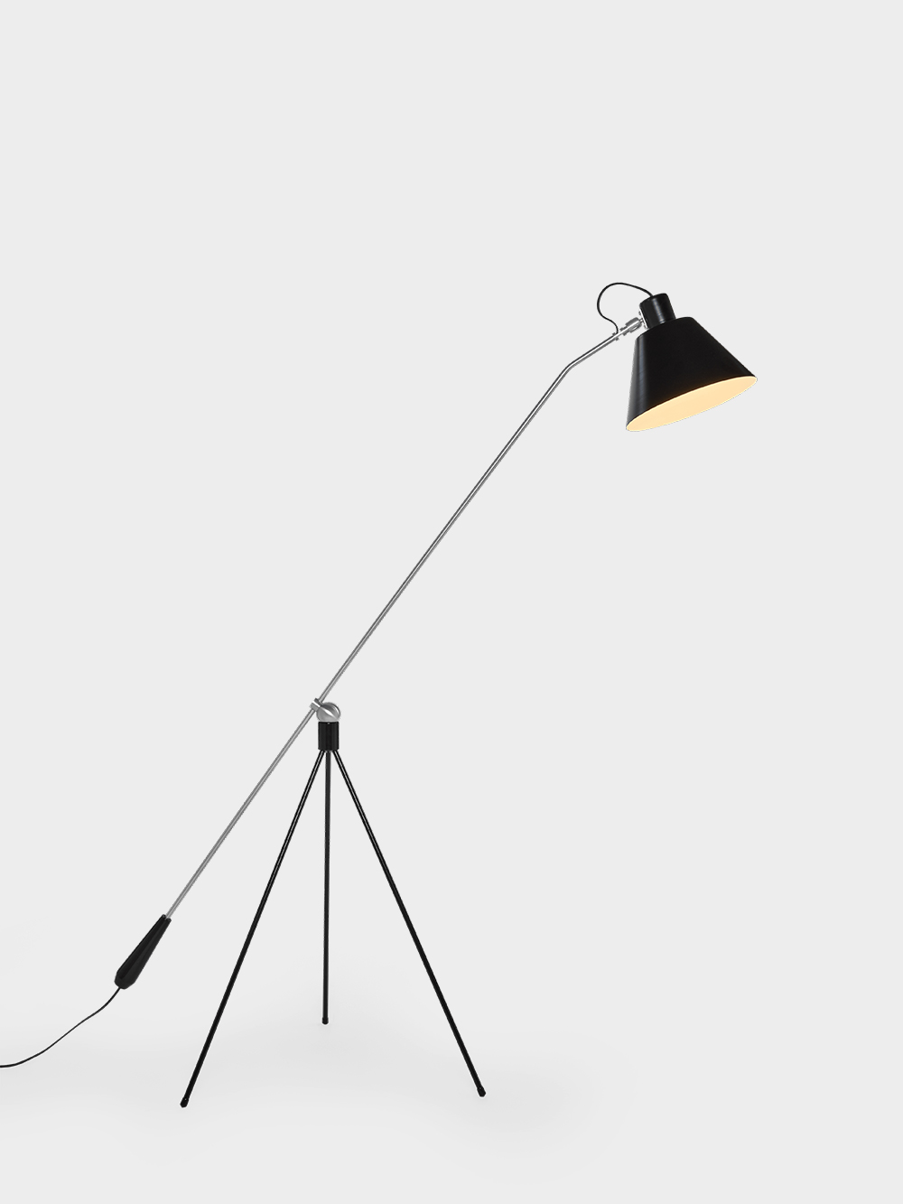 Magneto Floor Lamp by Henk Fillekes for Pastoe in Aluminum Black