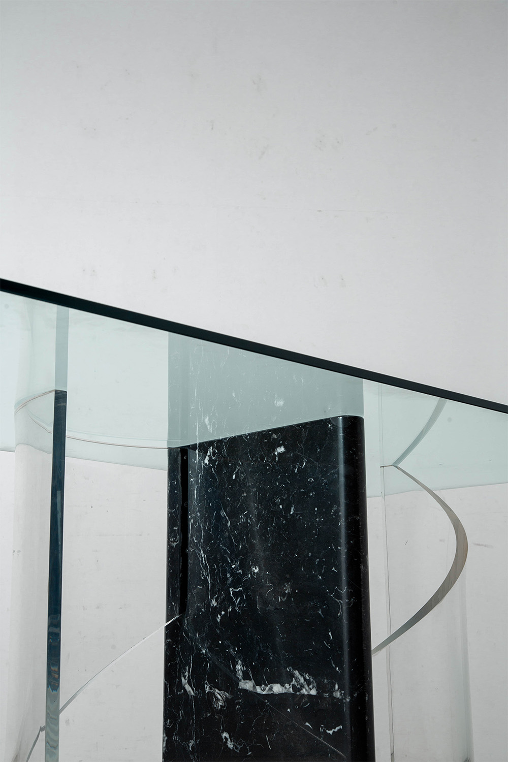 Dining Table in Marble , Acrylic and Glass