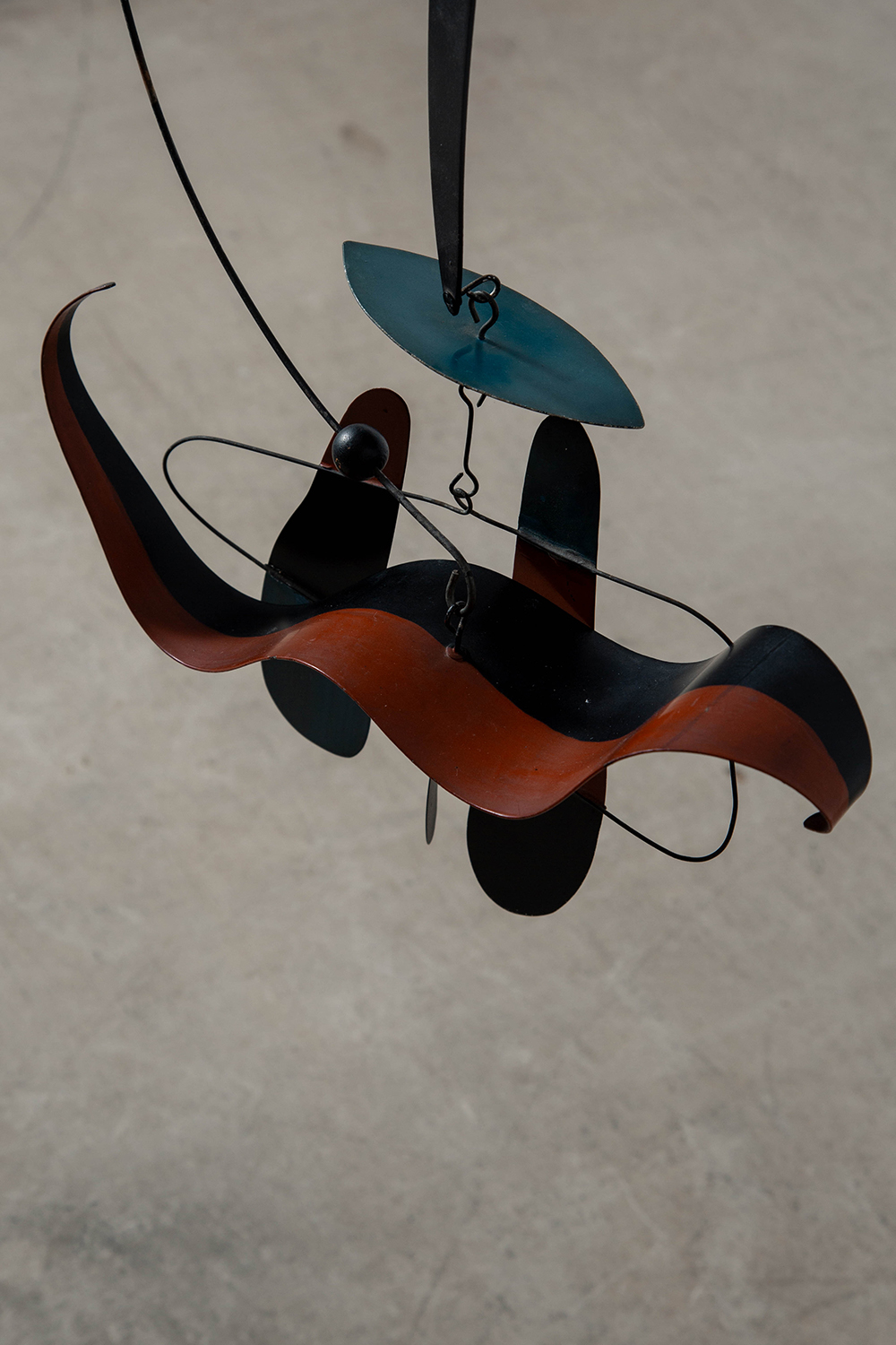 Mobile,モビール,Joan Miró,ジョアン・ミロ,Alexander Calder,アレクサンダー・カルダー,America,清澄白河,Antique,Vintage,Interior Design,stoop,topso,アンティーク,ビンテージ,ヴィンテージ,家具,雑貨,インテリア,店舗什器,設計,インテリアデザイン,内装,什器,店舗設計,ギャラリー,デザイナーズ家具,ショールーム
