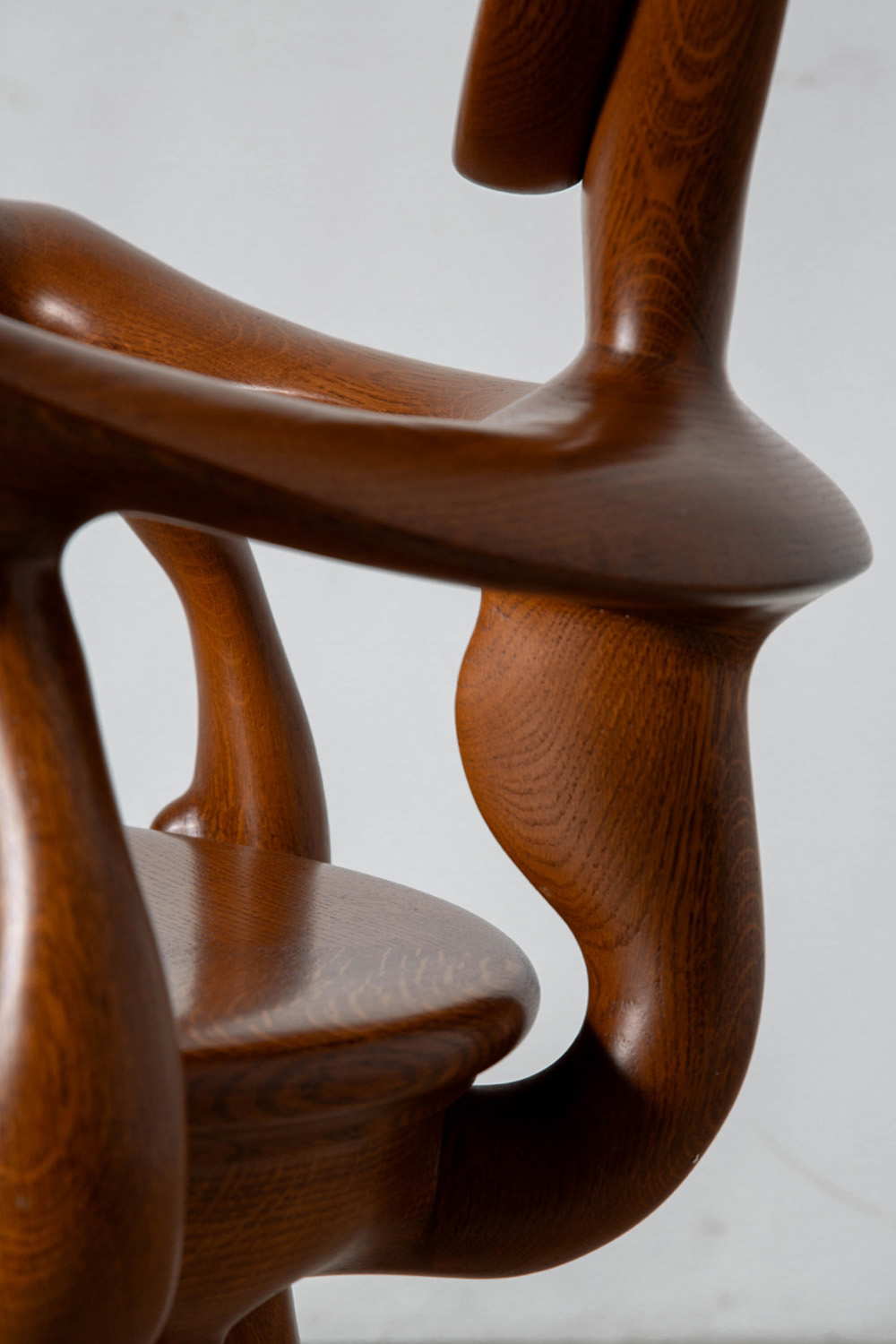 Calvet Arm Chair by Antoni Gaudí for BD Barcelona in Oak